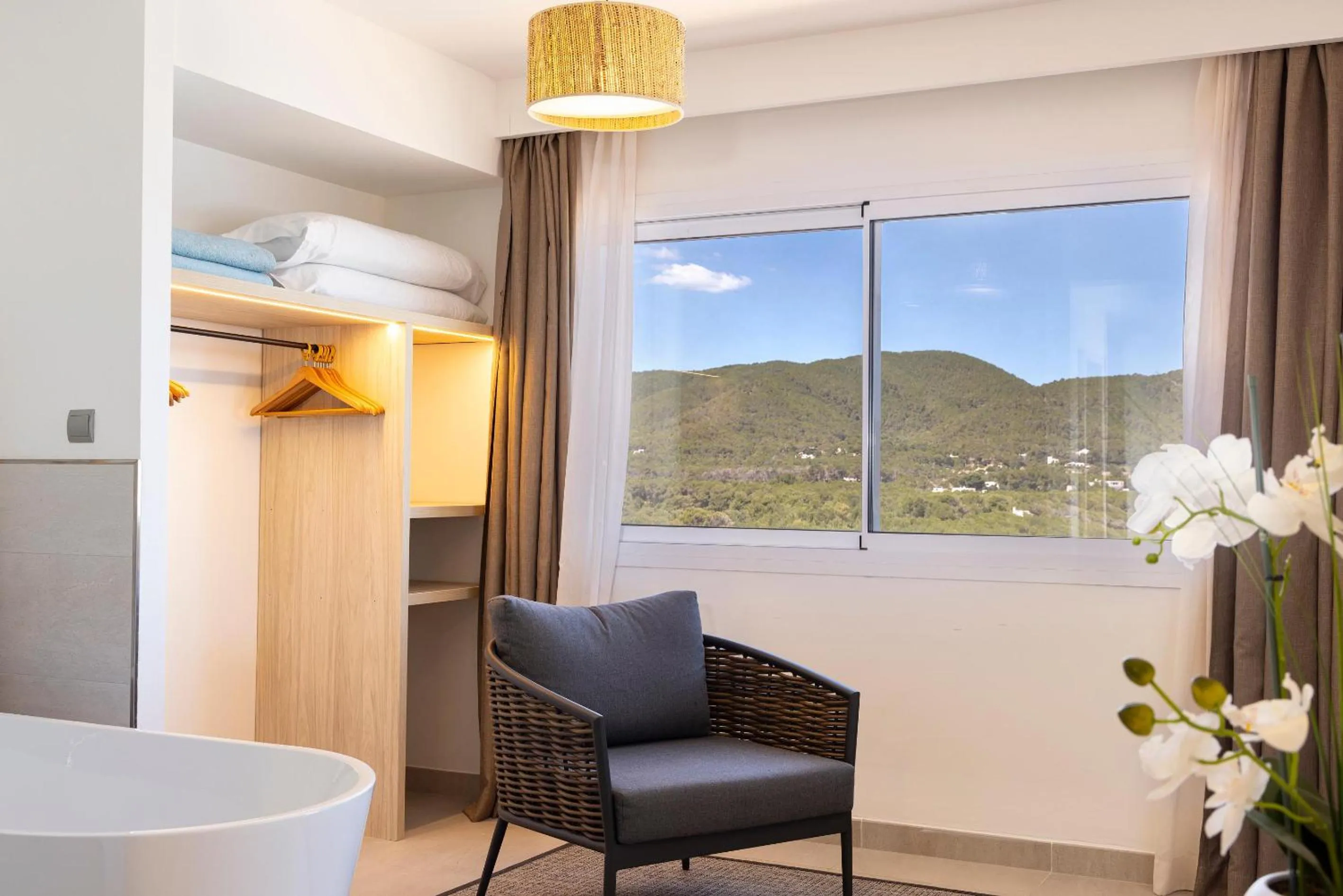 Photo of the whole room in Invisa Hotel Club Cala Verde