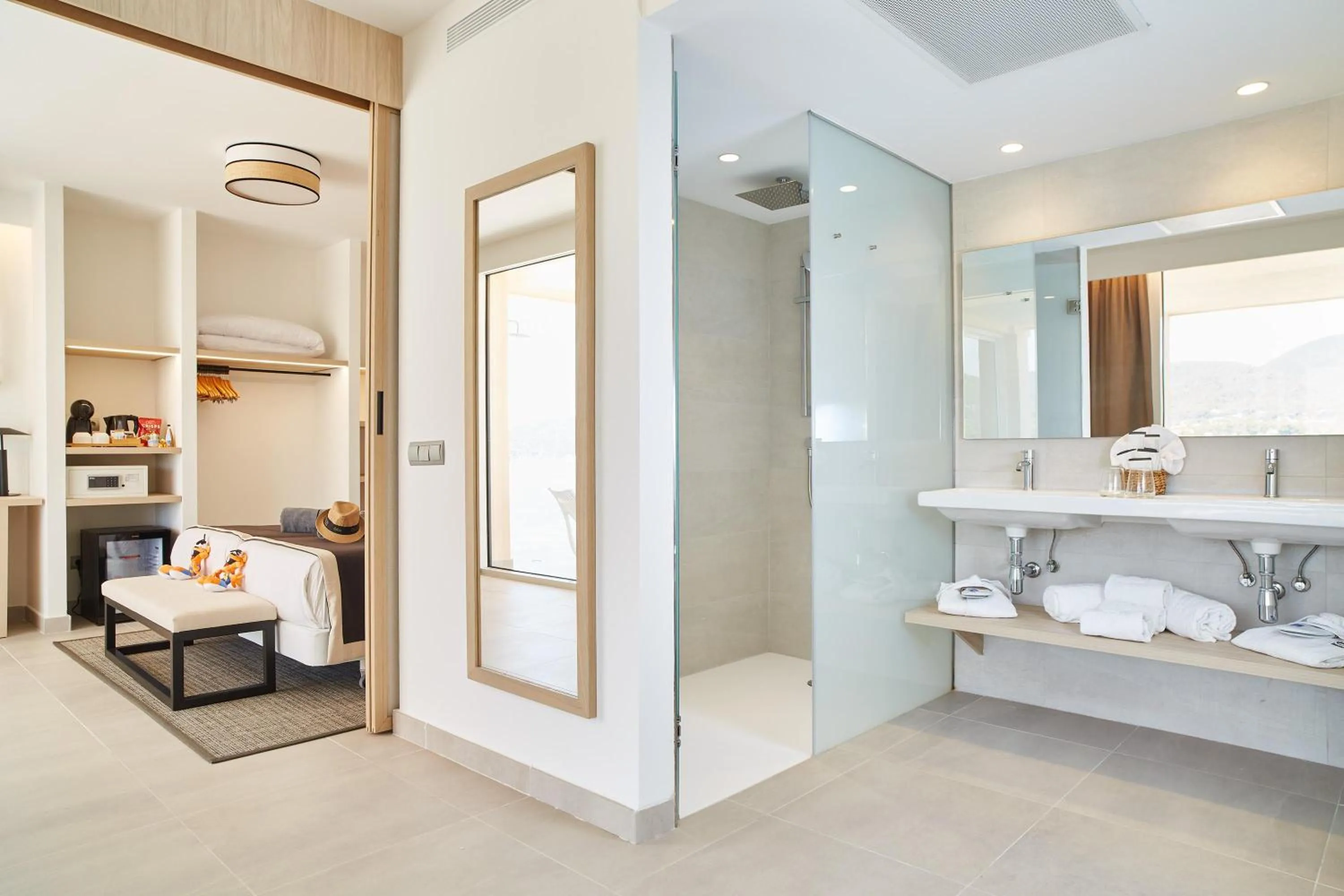 Bathroom in Invisa Hotel Club Cala Verde