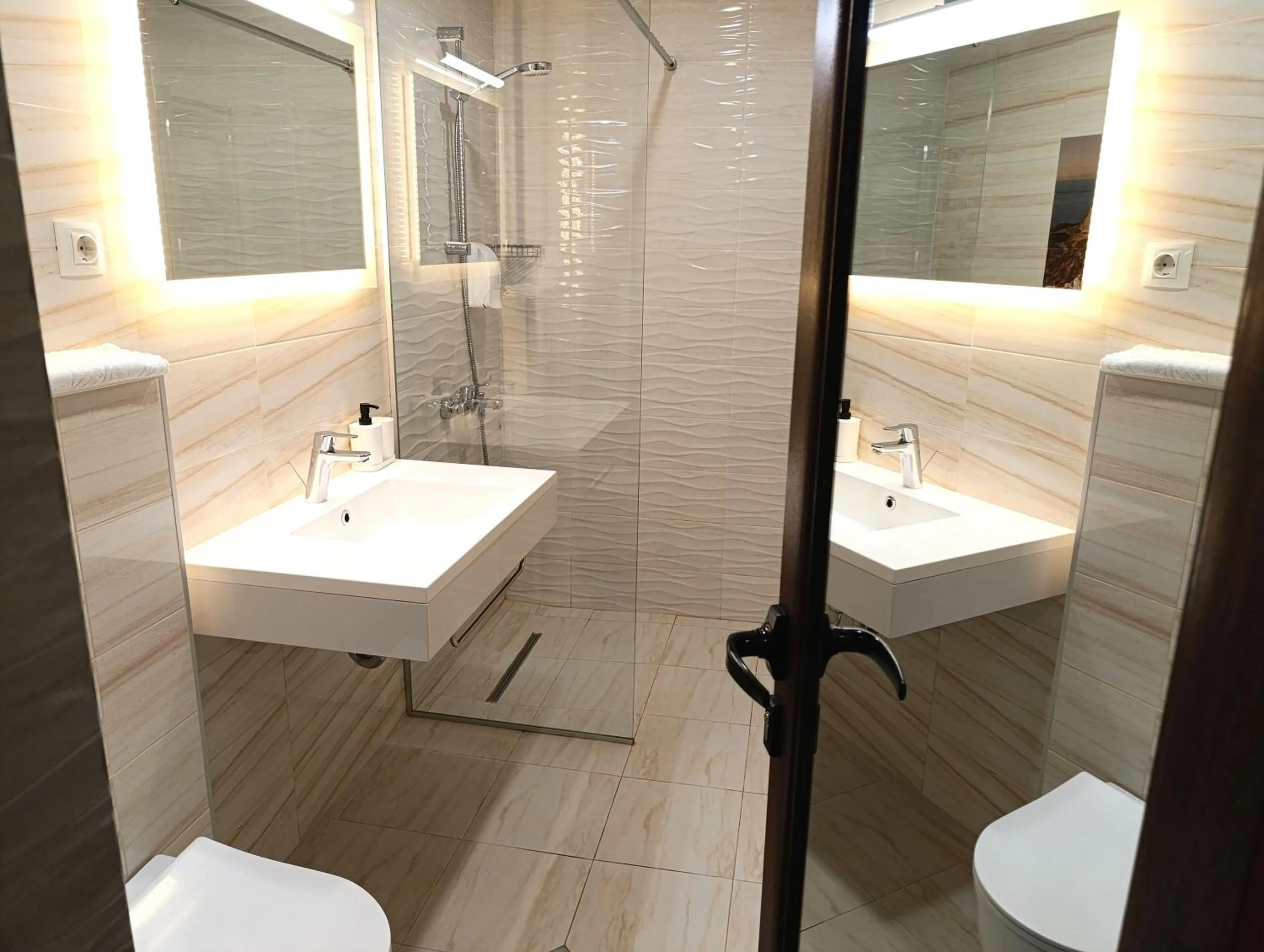 Shower in Lime House, Kyustendil