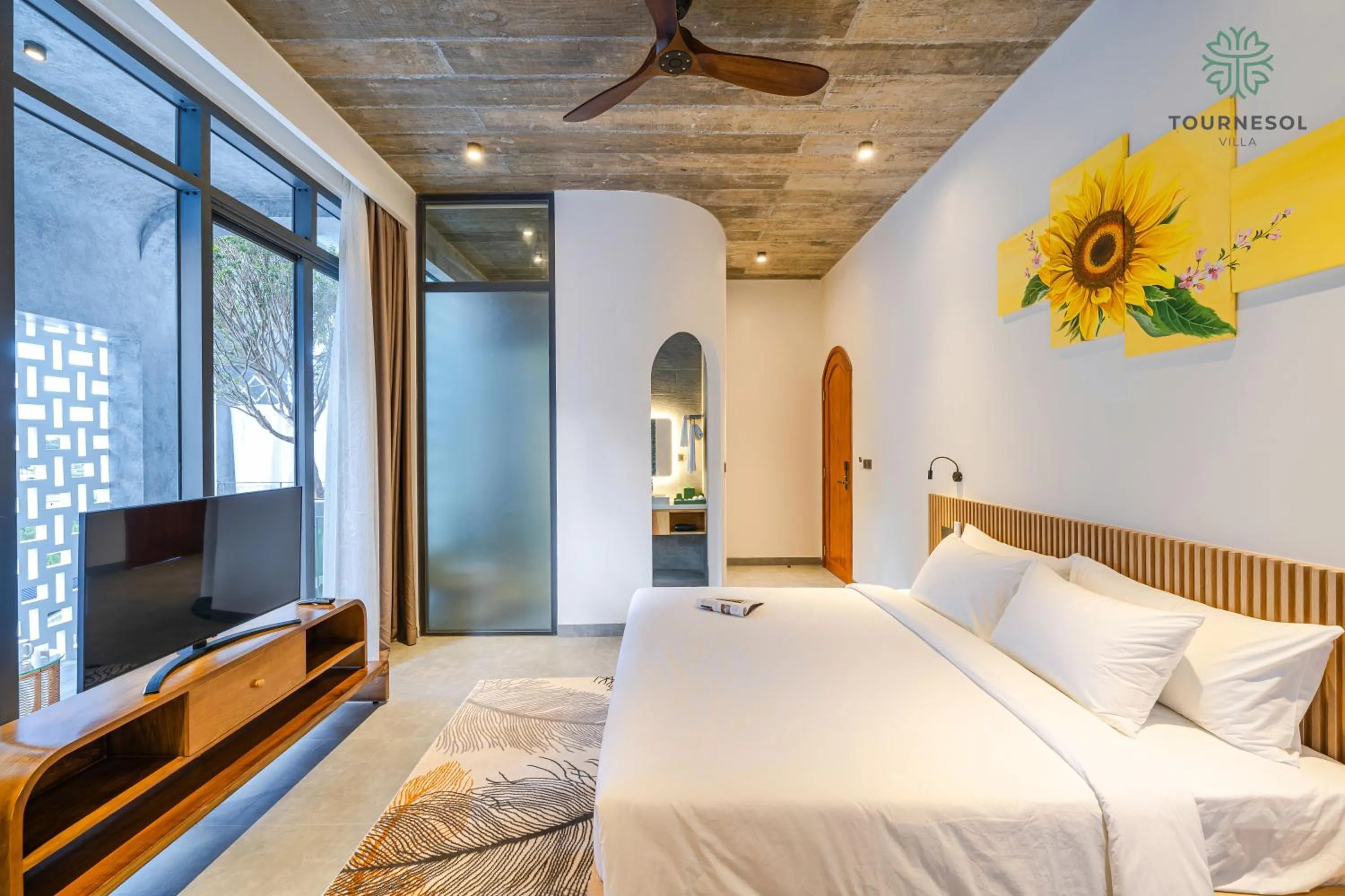 Bed in Tournesol Villa Dalat