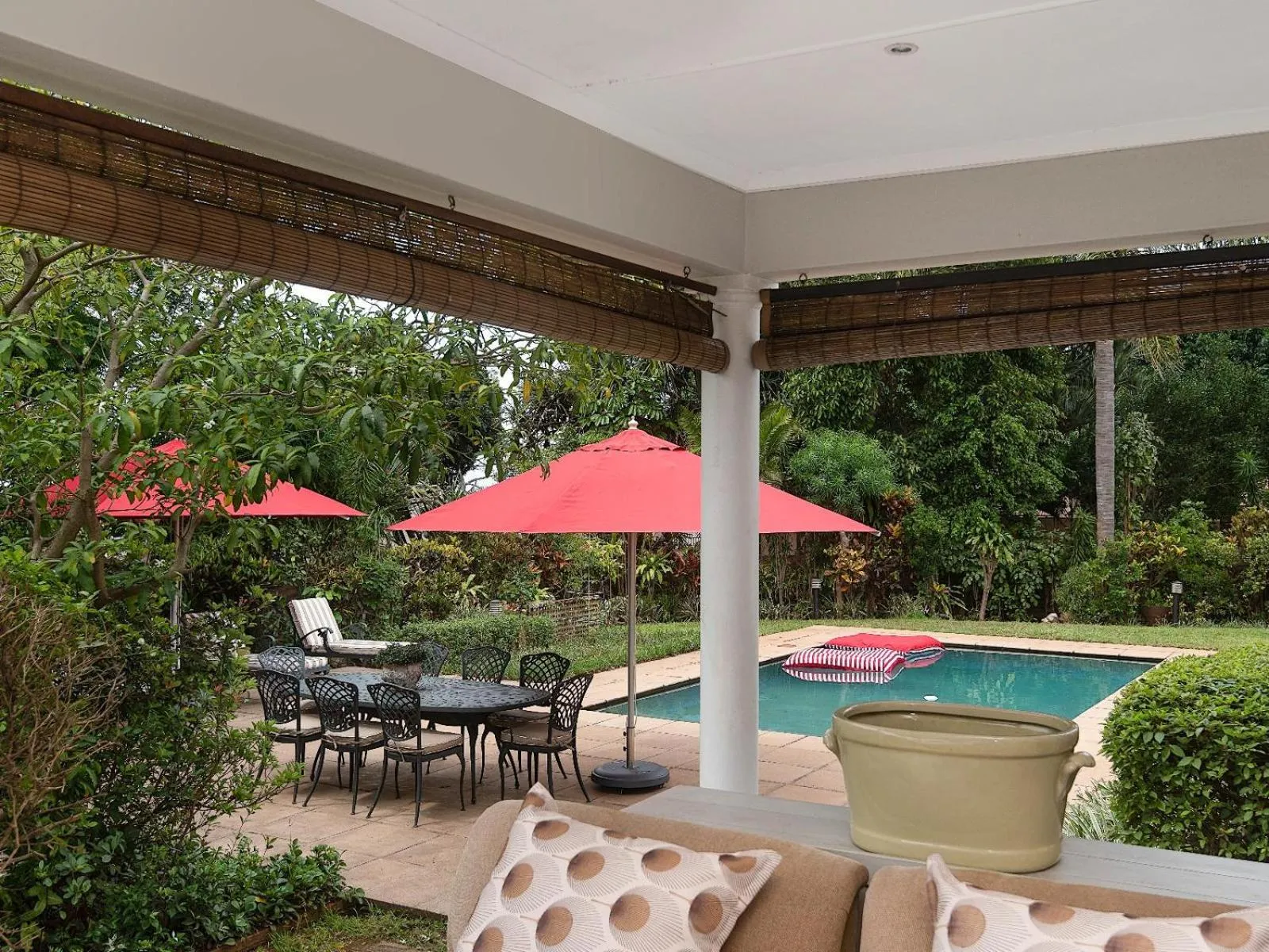 Pool view in Isoyi On The Mill