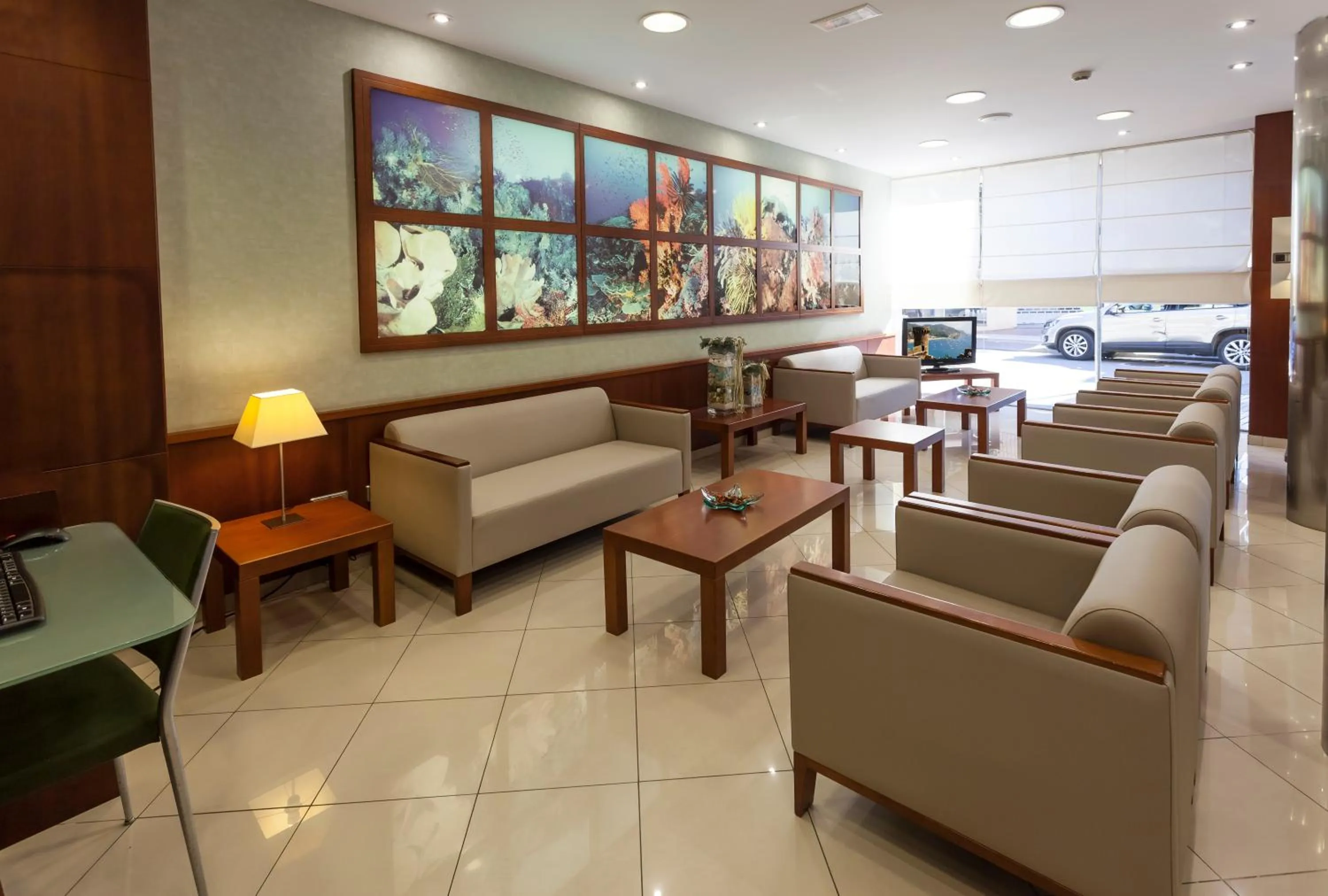 Lobby or reception in Hotel Delfín 4 Sup
