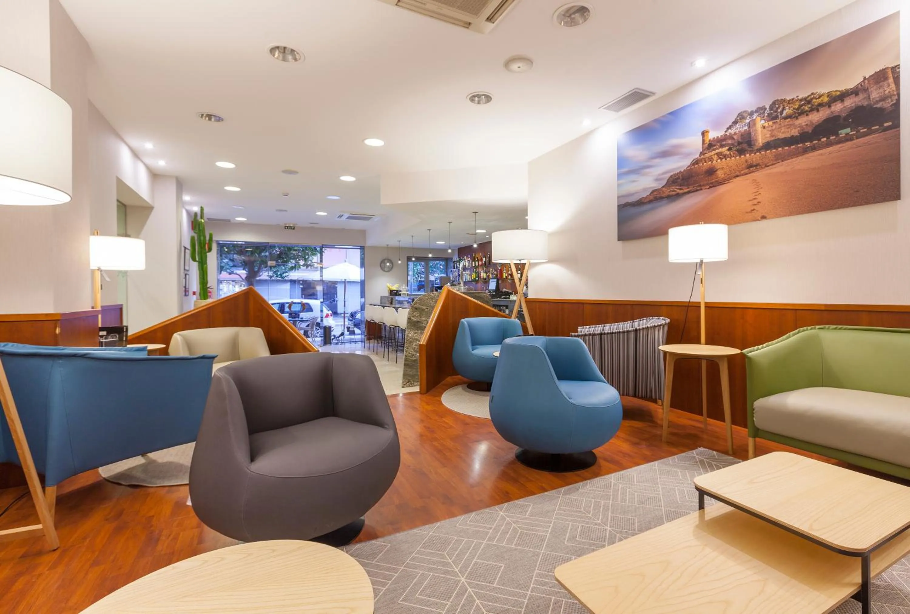 Lounge or bar in Hotel Delfín 4 Sup