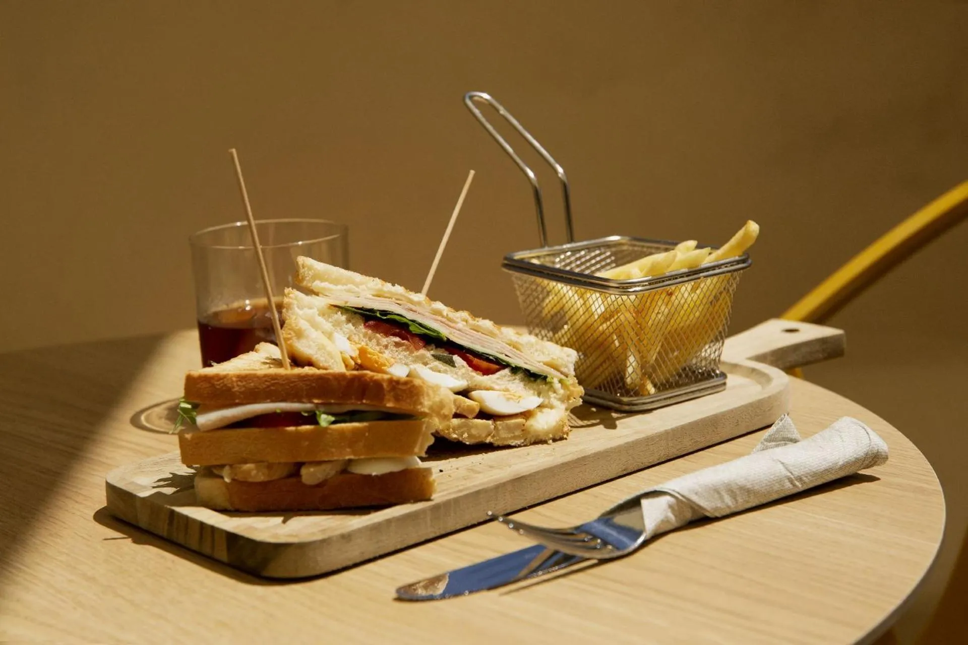 Swimming pool in Hotel Delfín 4 Sup