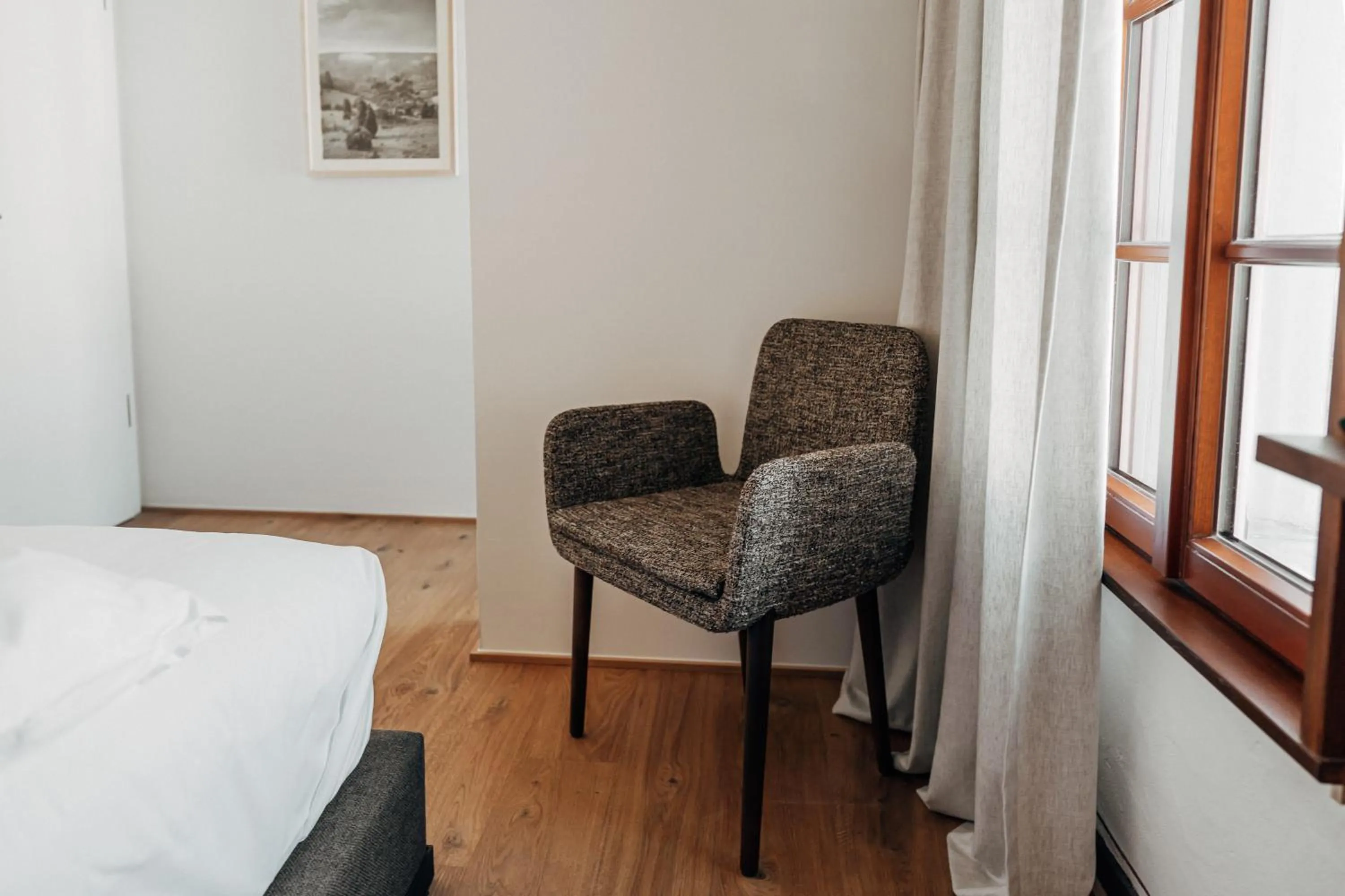 Seating area, Bed in Bootshaus Amberg