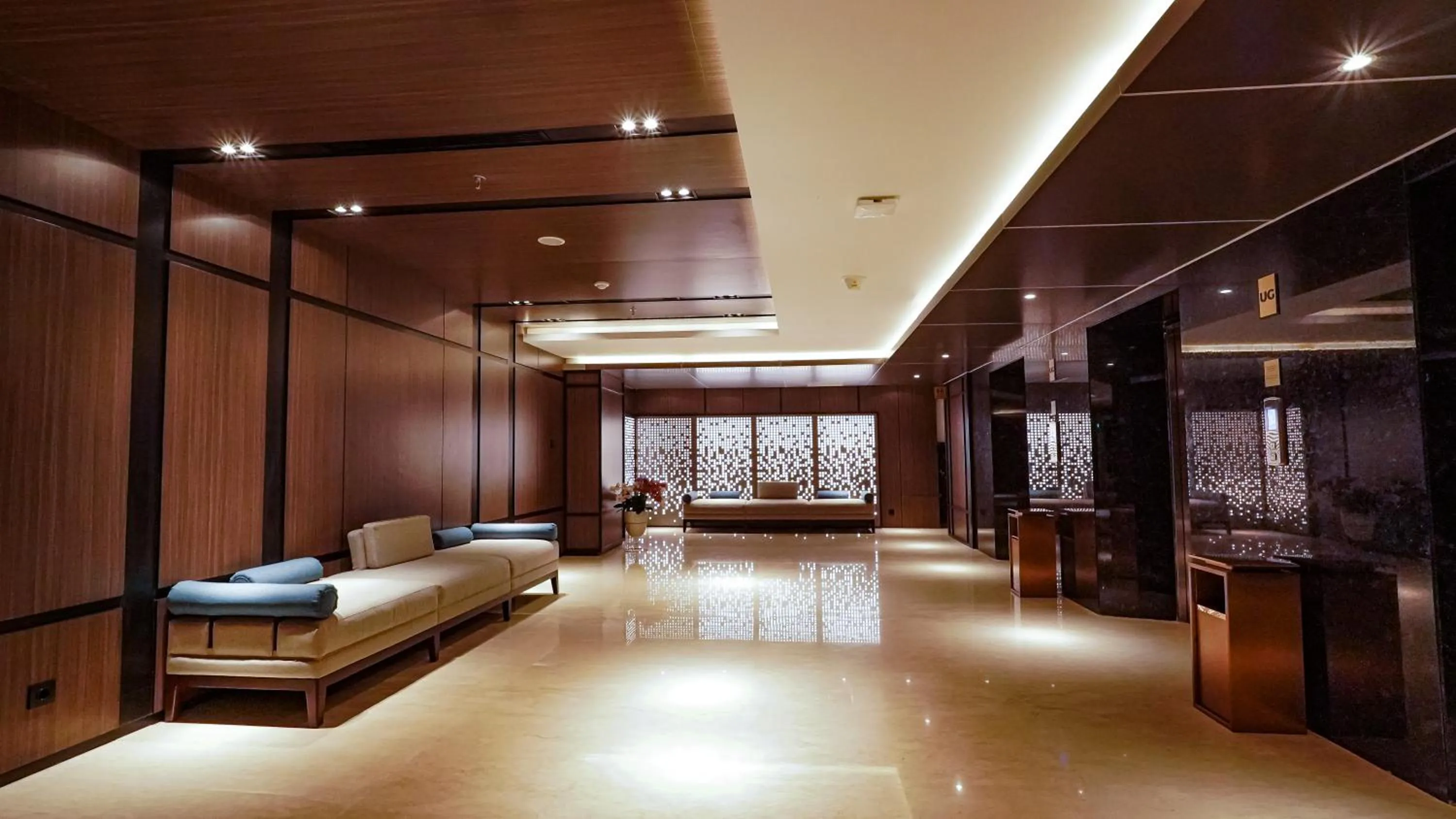 Lobby or reception in FUGO Hotel Samarinda