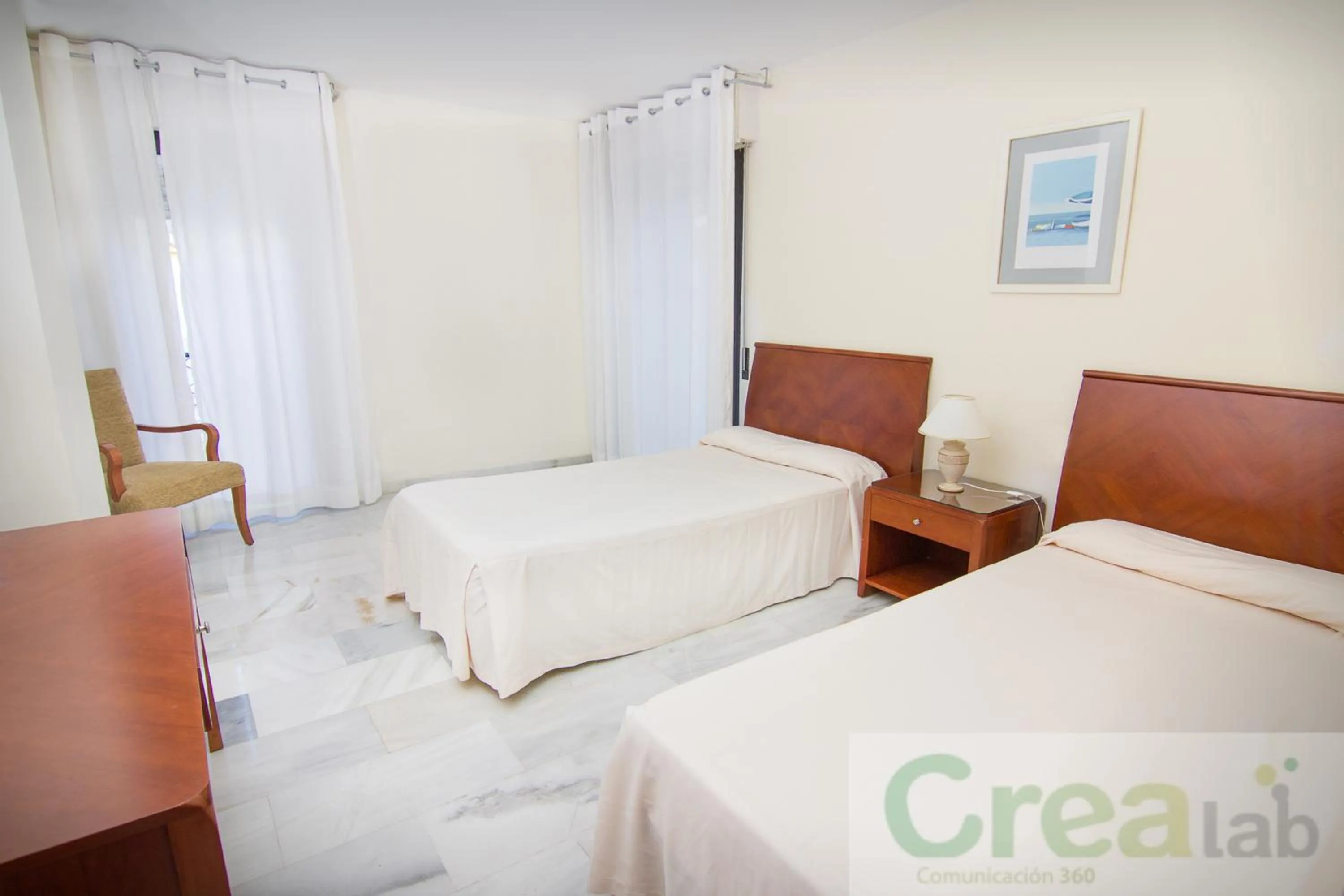 Bed in Park Plaza Suites Apartamentos