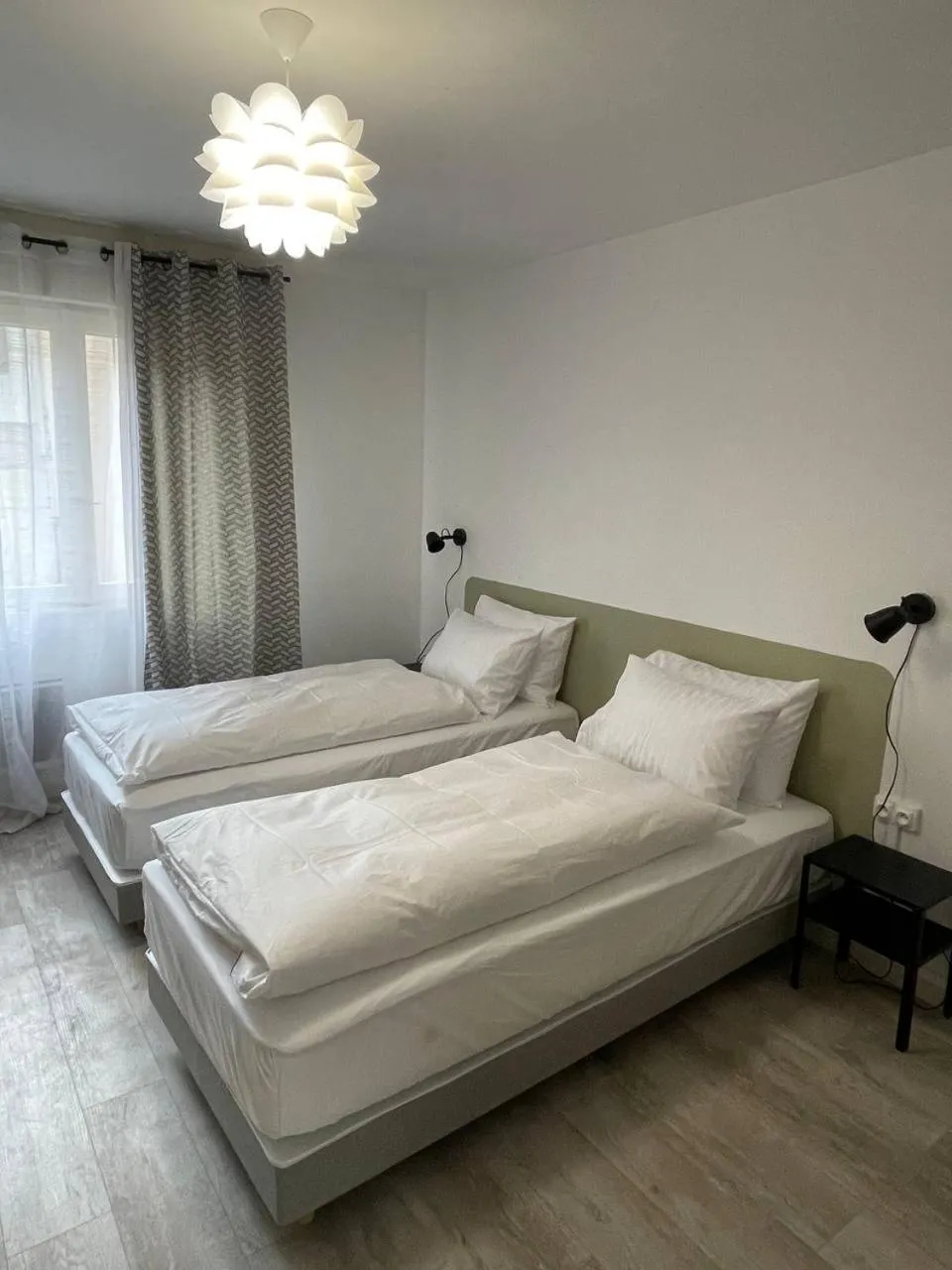 Photo of the whole room, Bed in Cozy Appartement Halles Strasbourg