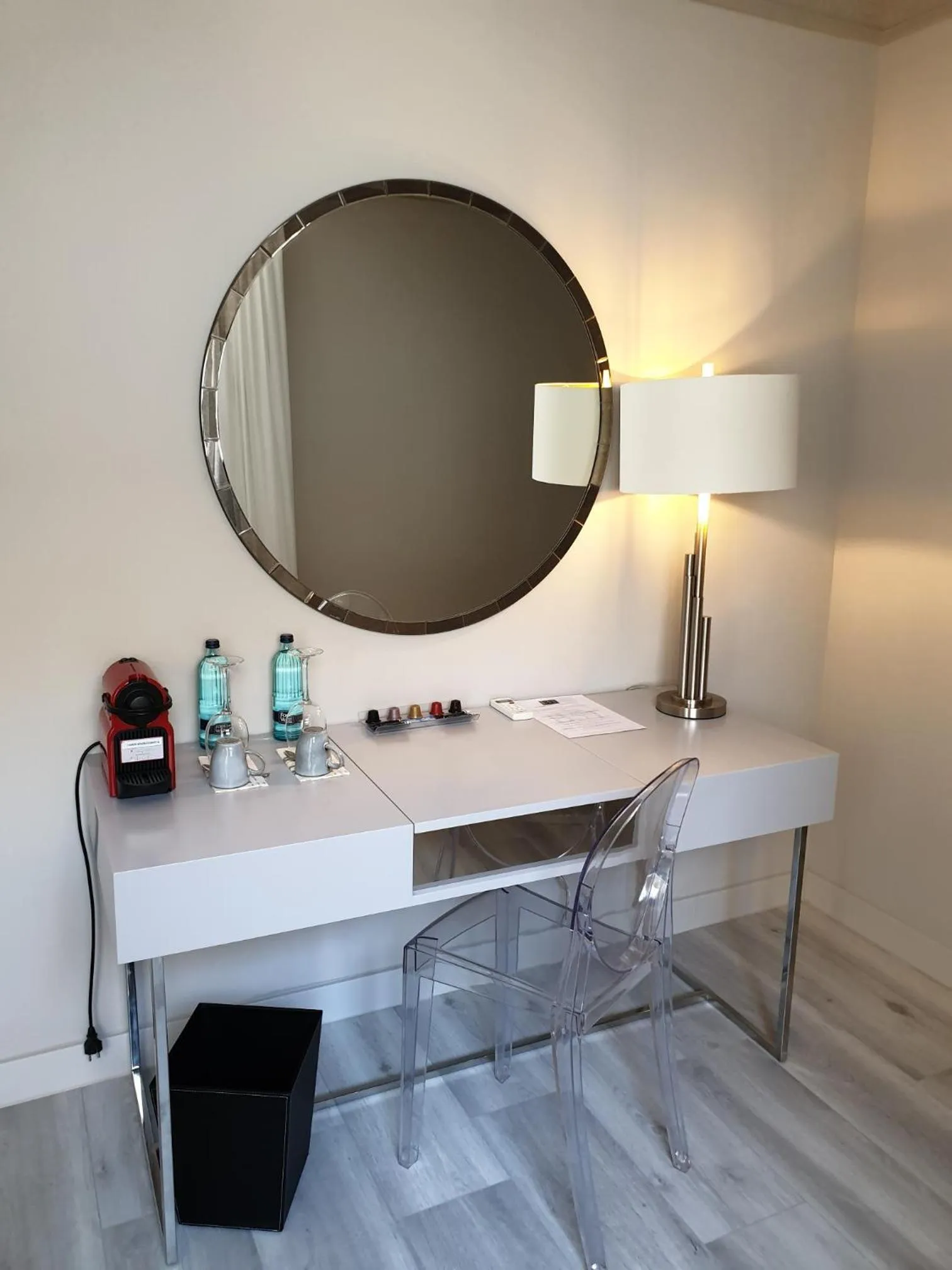 Coffee/tea facilities in Boutique Hotel B51