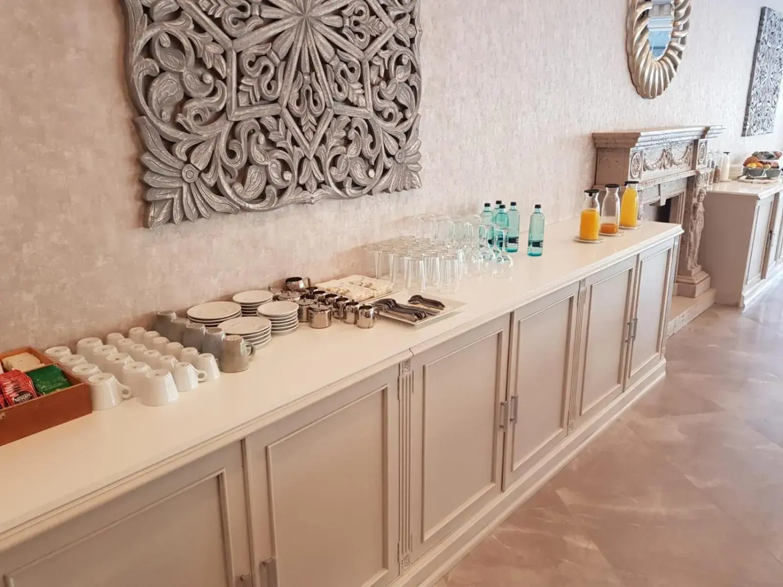 Food and drinks in Boutique Hotel B51 Food and drinks in Boutique Hotel B51