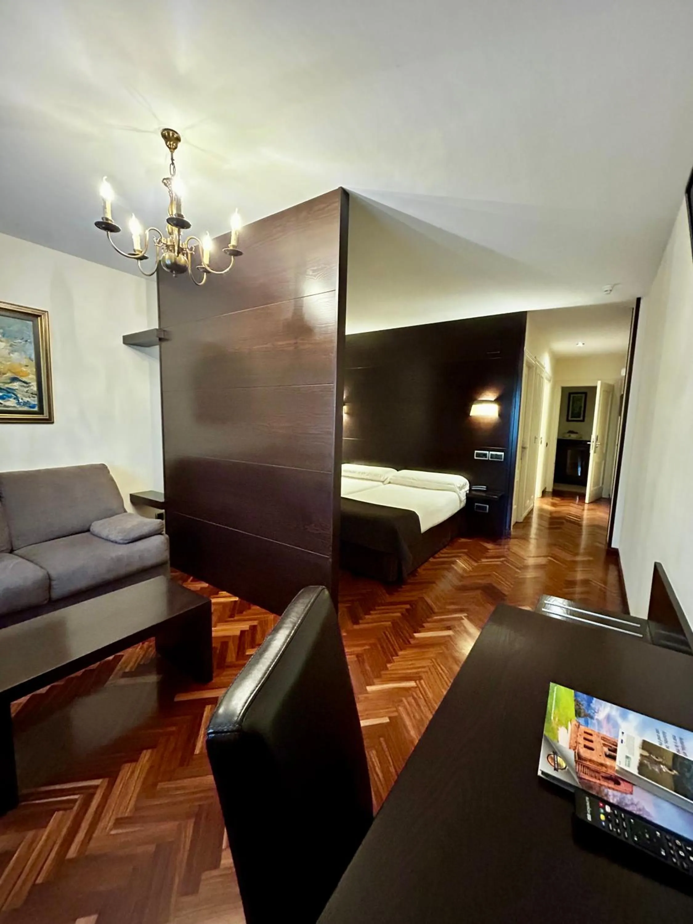 Photo of the whole room in Hotel La Arquera