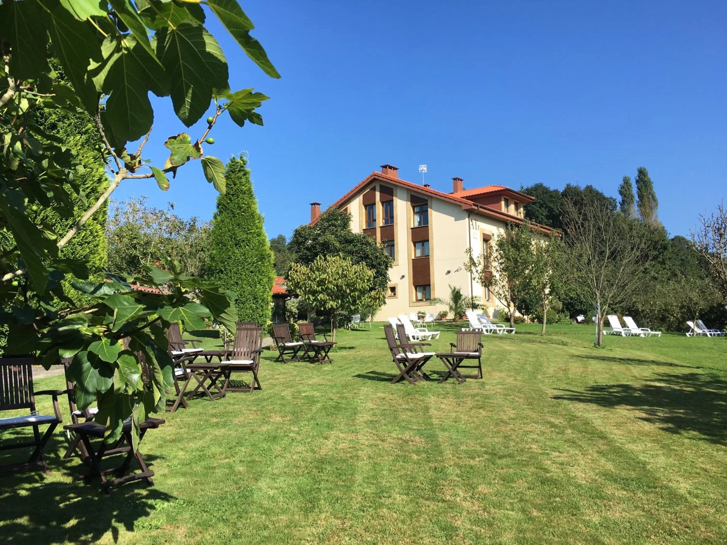 Garden in Hotel La Arquera