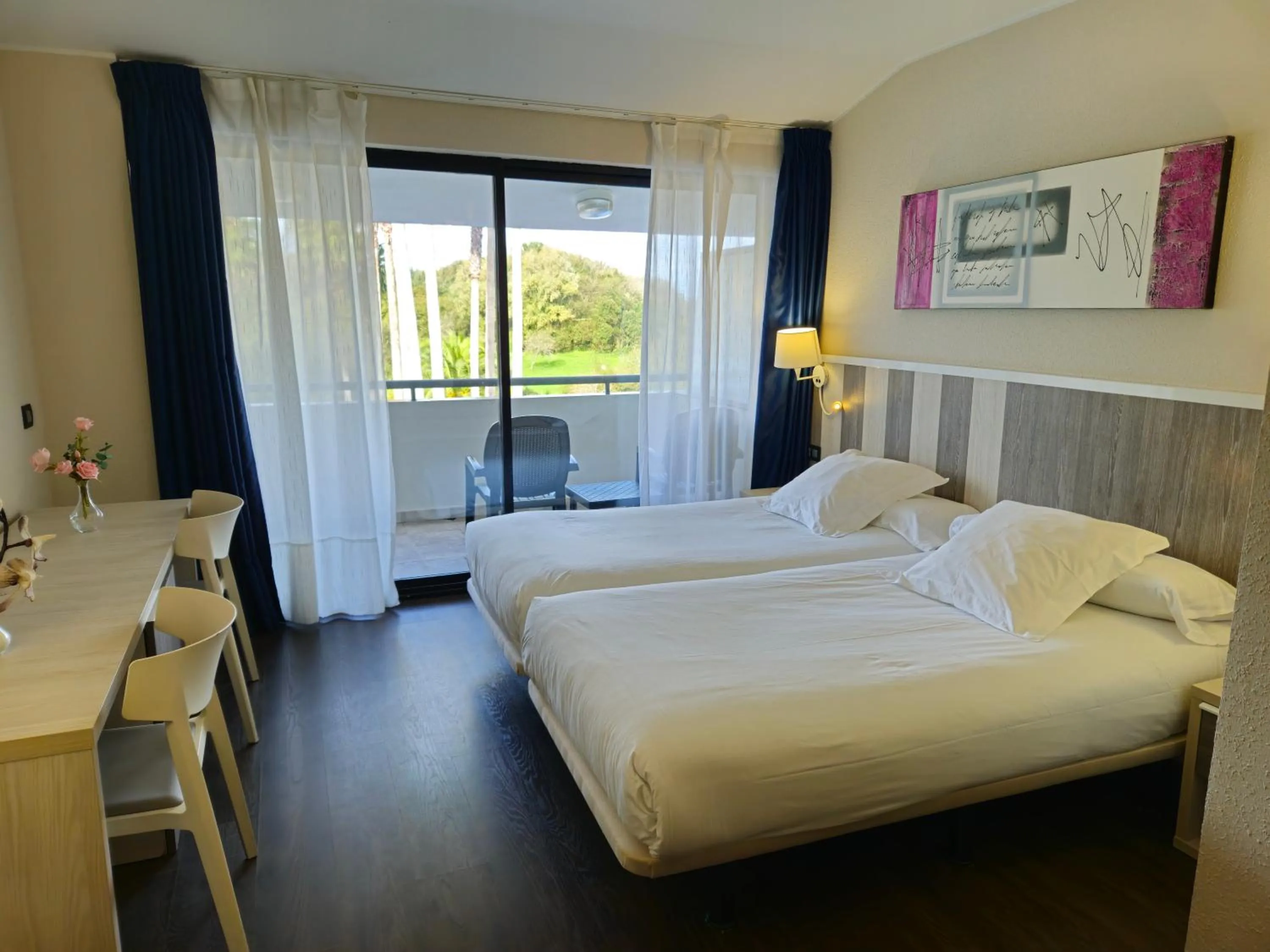 Photo of the whole room, Bed in Hotel La Palma de Llanes