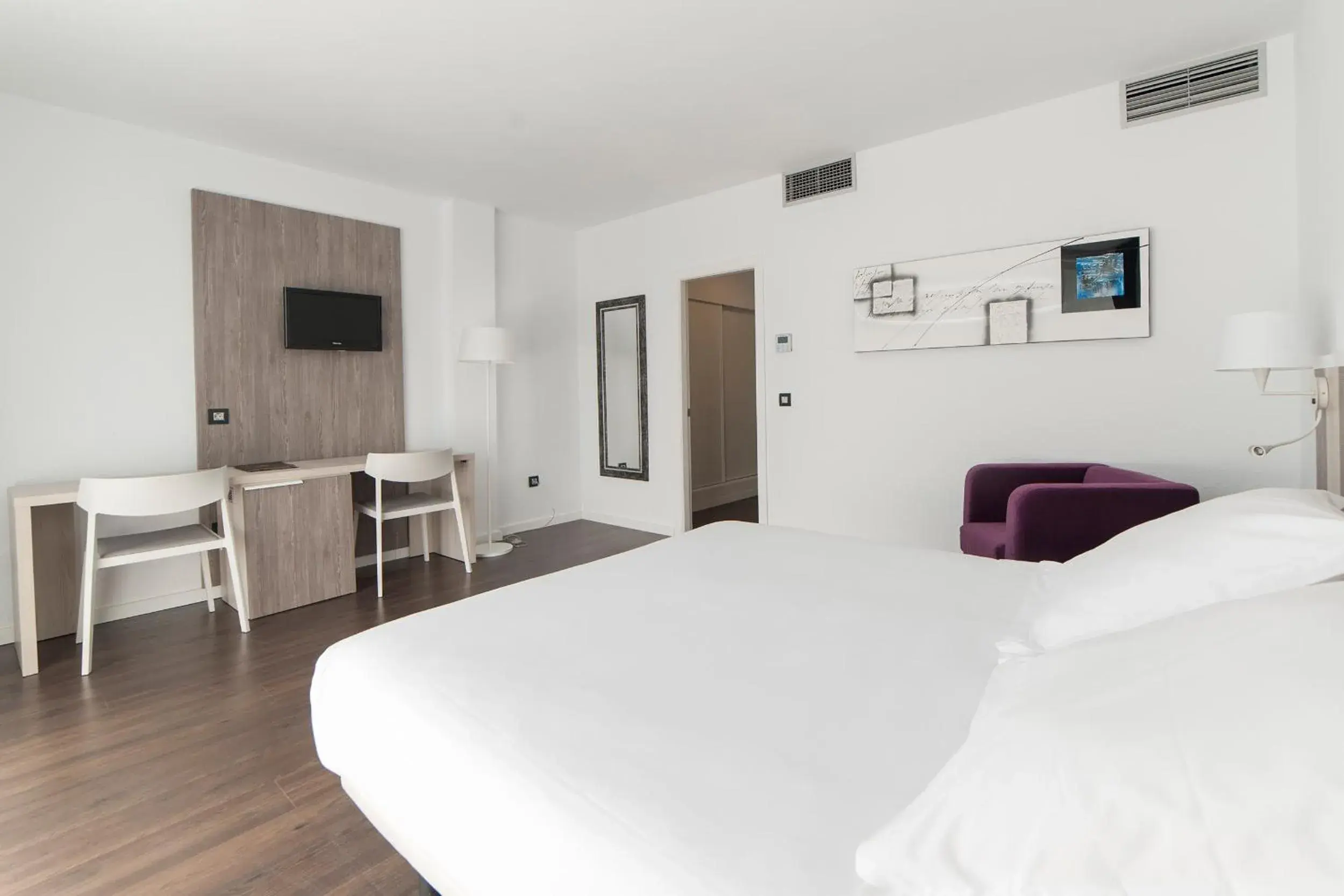 Double or Twin Room (1 Adult) in Hotel La Palma de Llanes Double or Twin Room (1 Adult) in Hotel La Palma de Llanes