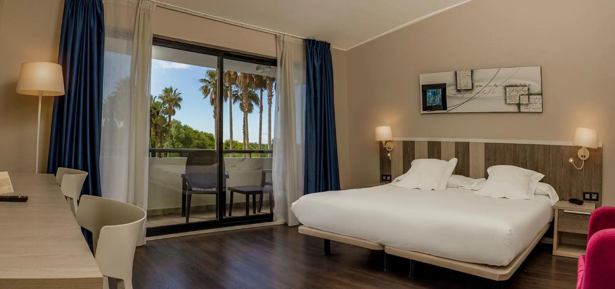 Balcony/Terrace, Bed in Hotel La Palma de Llanes