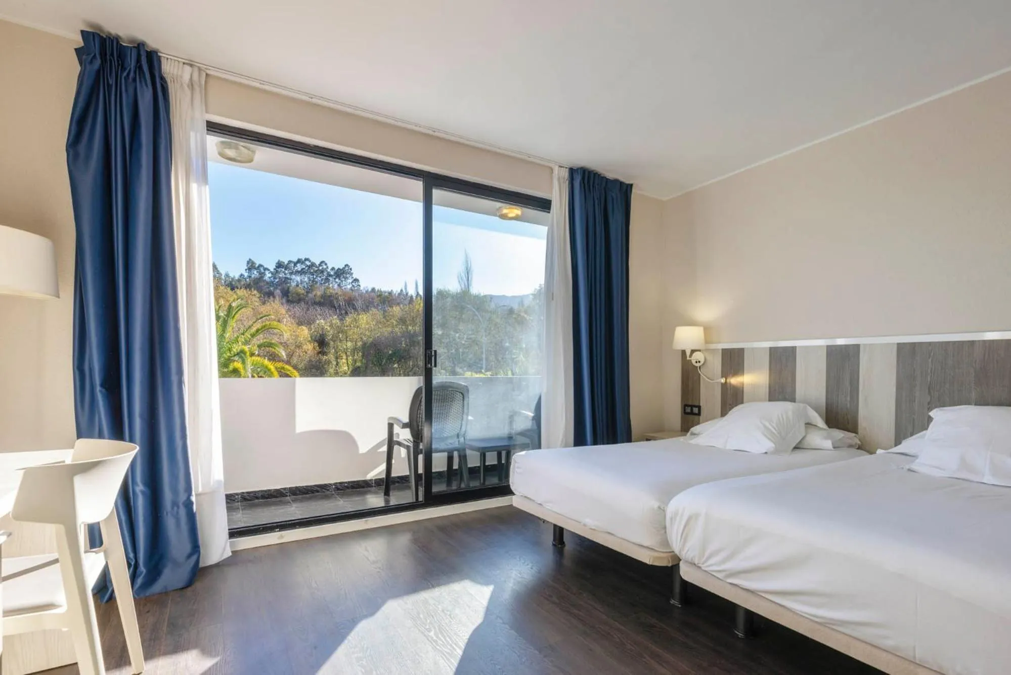 Natural landscape, Bed in Hotel La Palma de Llanes