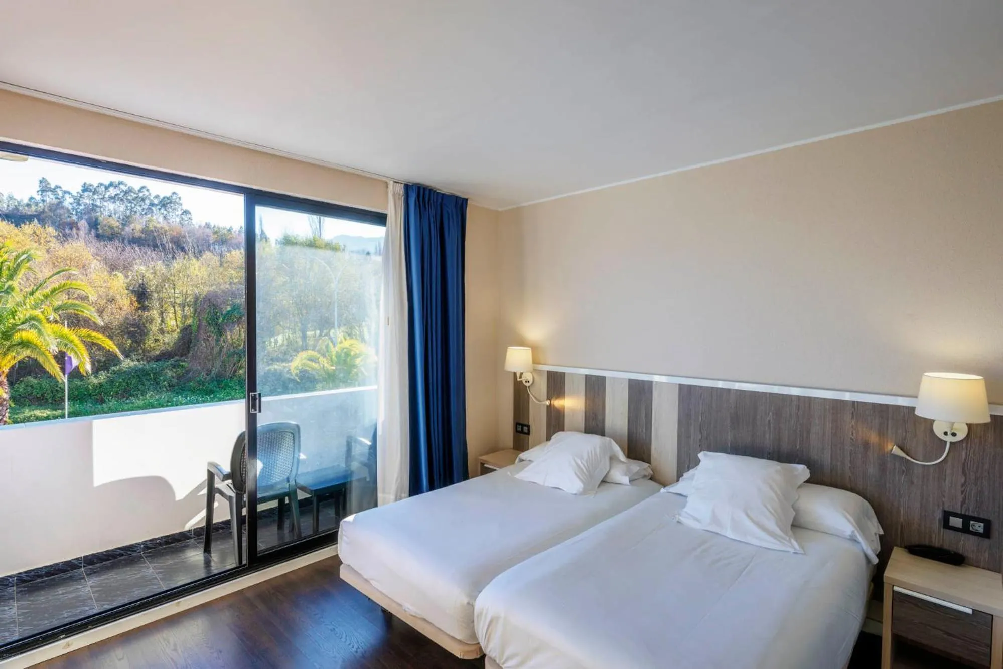 Natural landscape, Bed in Hotel La Palma de Llanes