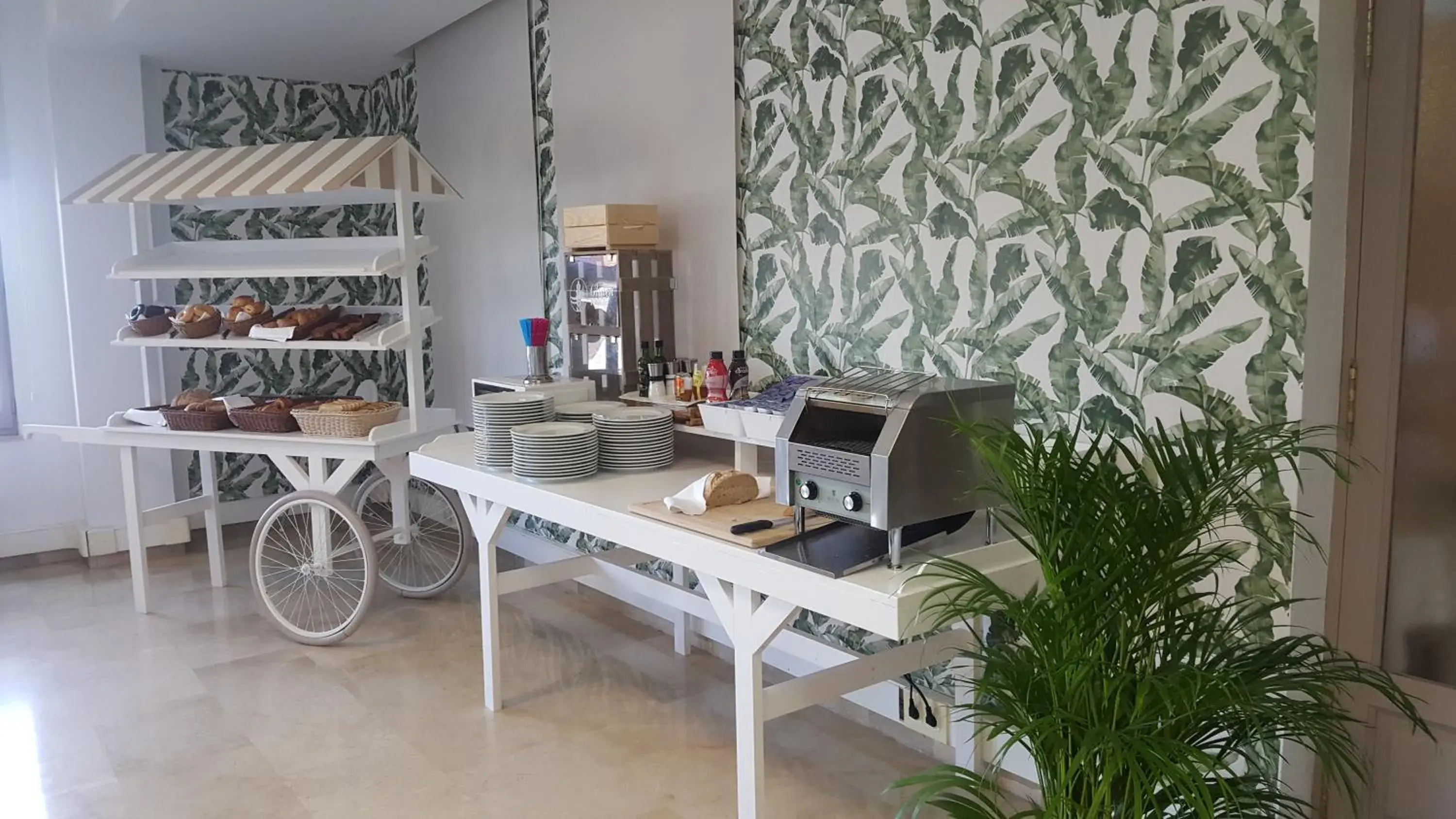 Buffet breakfast in Hotel La Palma de Llanes Buffet breakfast in Hotel La Palma de Llanes