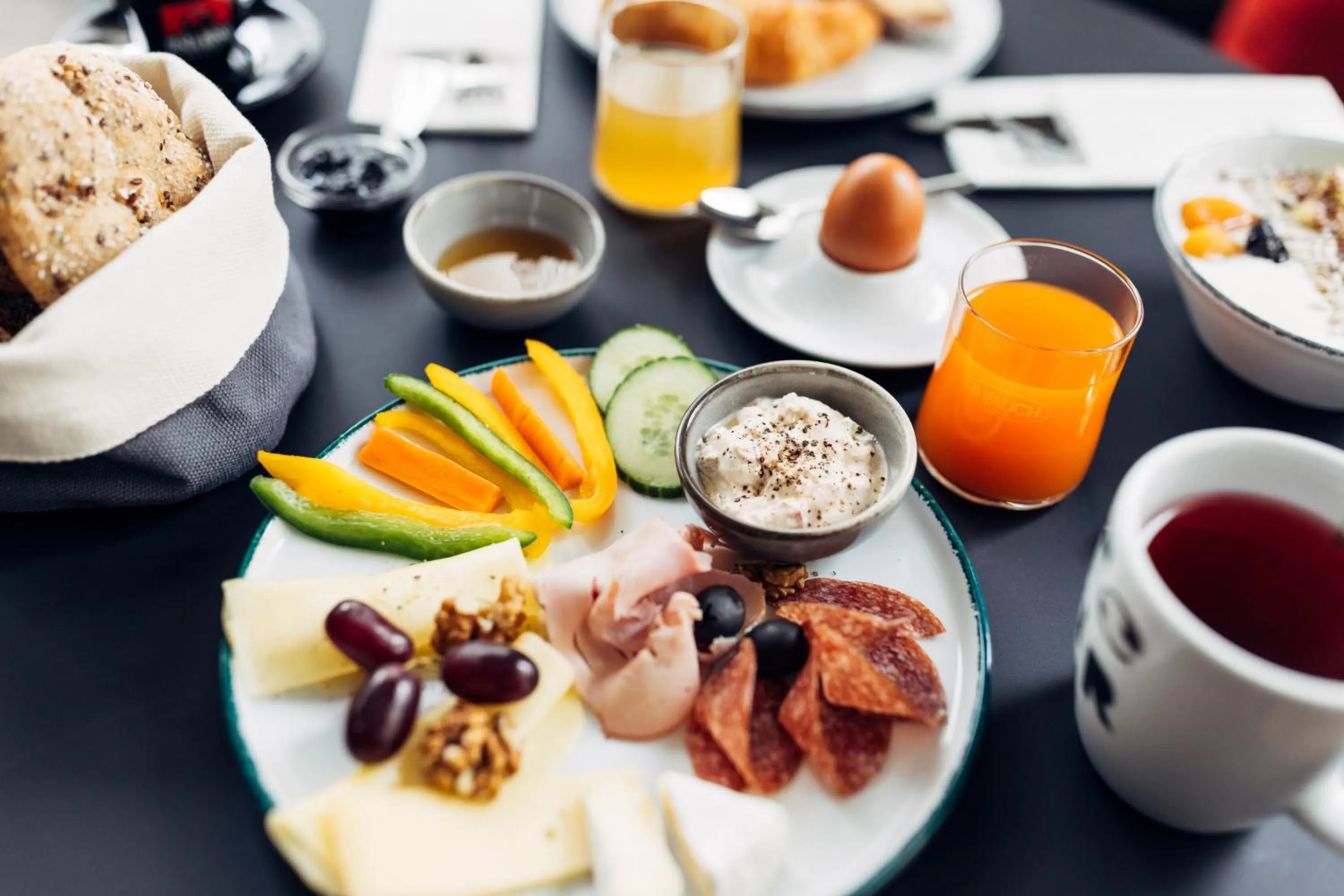 Breakfast in harry's home Villach hotel & apartments