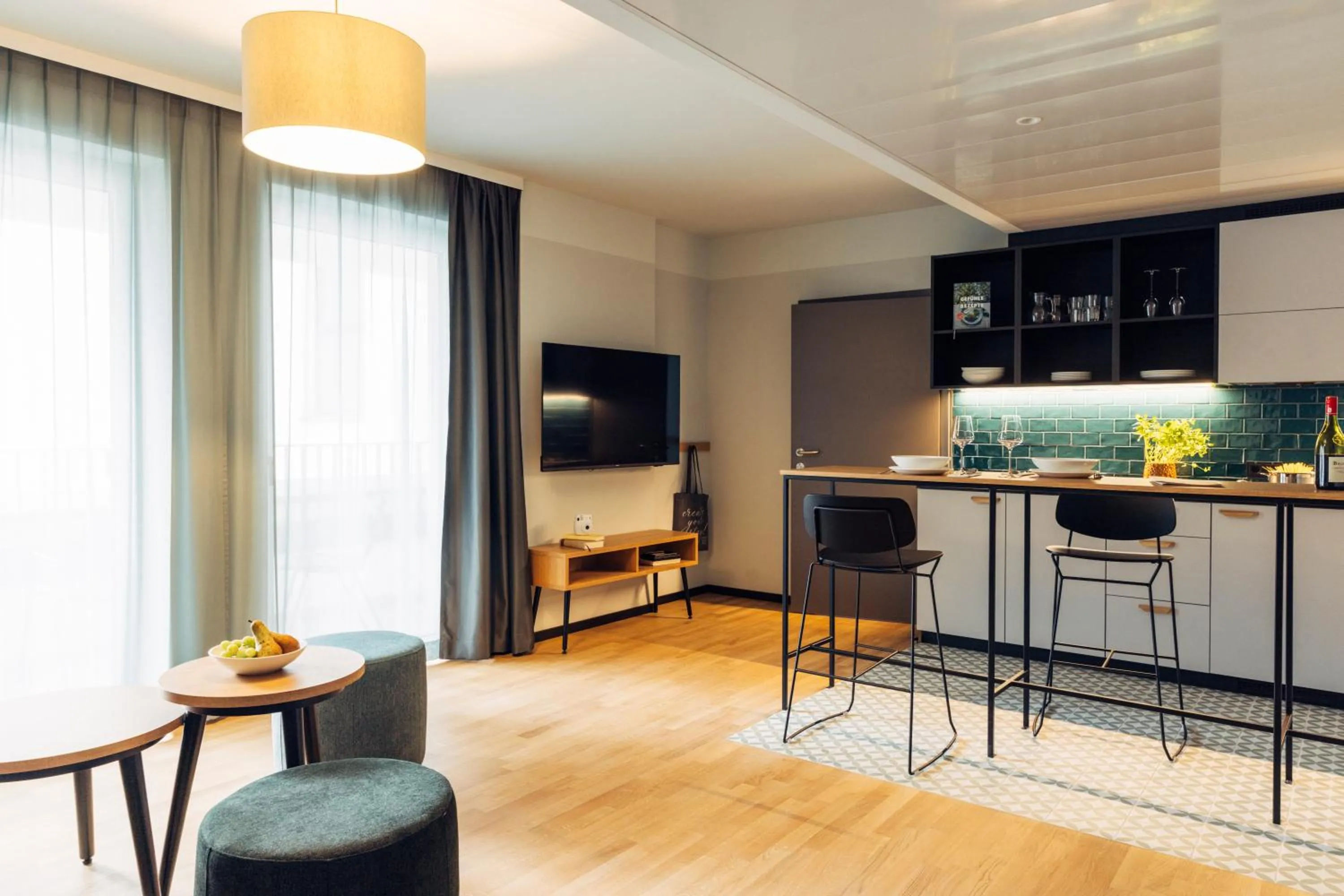 TV and multimedia in harry's home Villach hotel & apartments