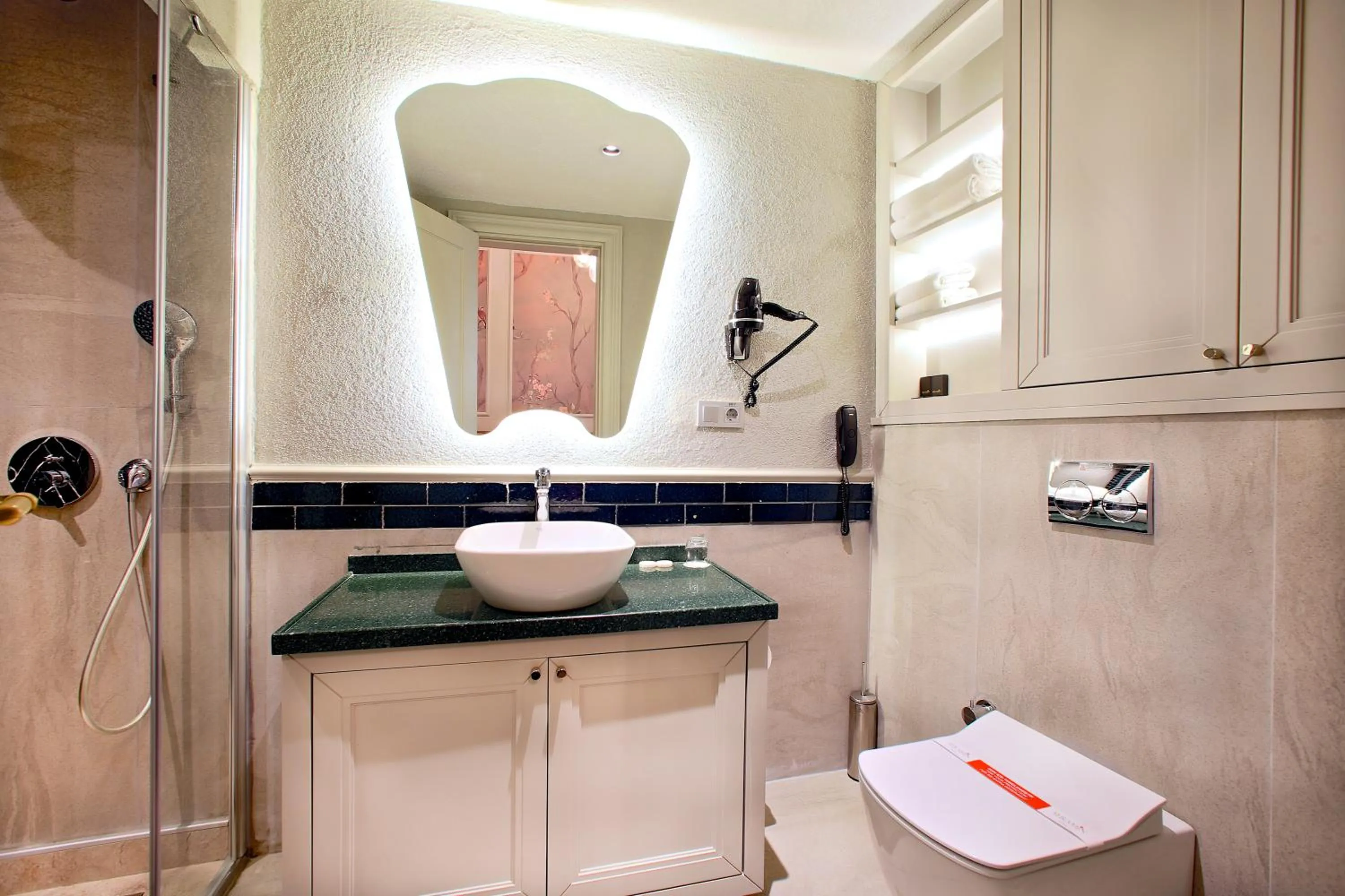 Toilet in Ayramin Exclusive Hotel - Special Category