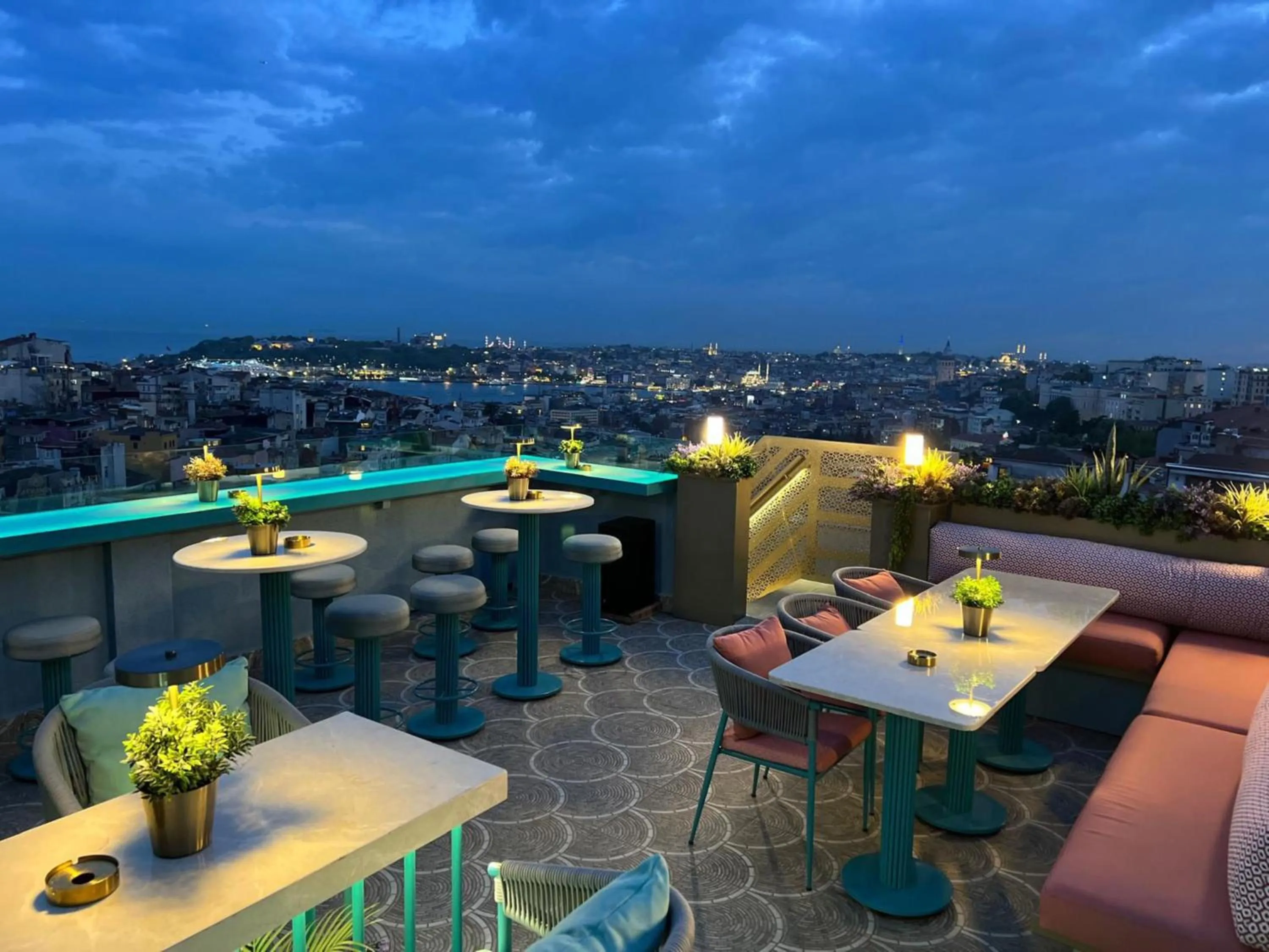 Lounge or bar in Ayramin Exclusive Hotel - Special Category