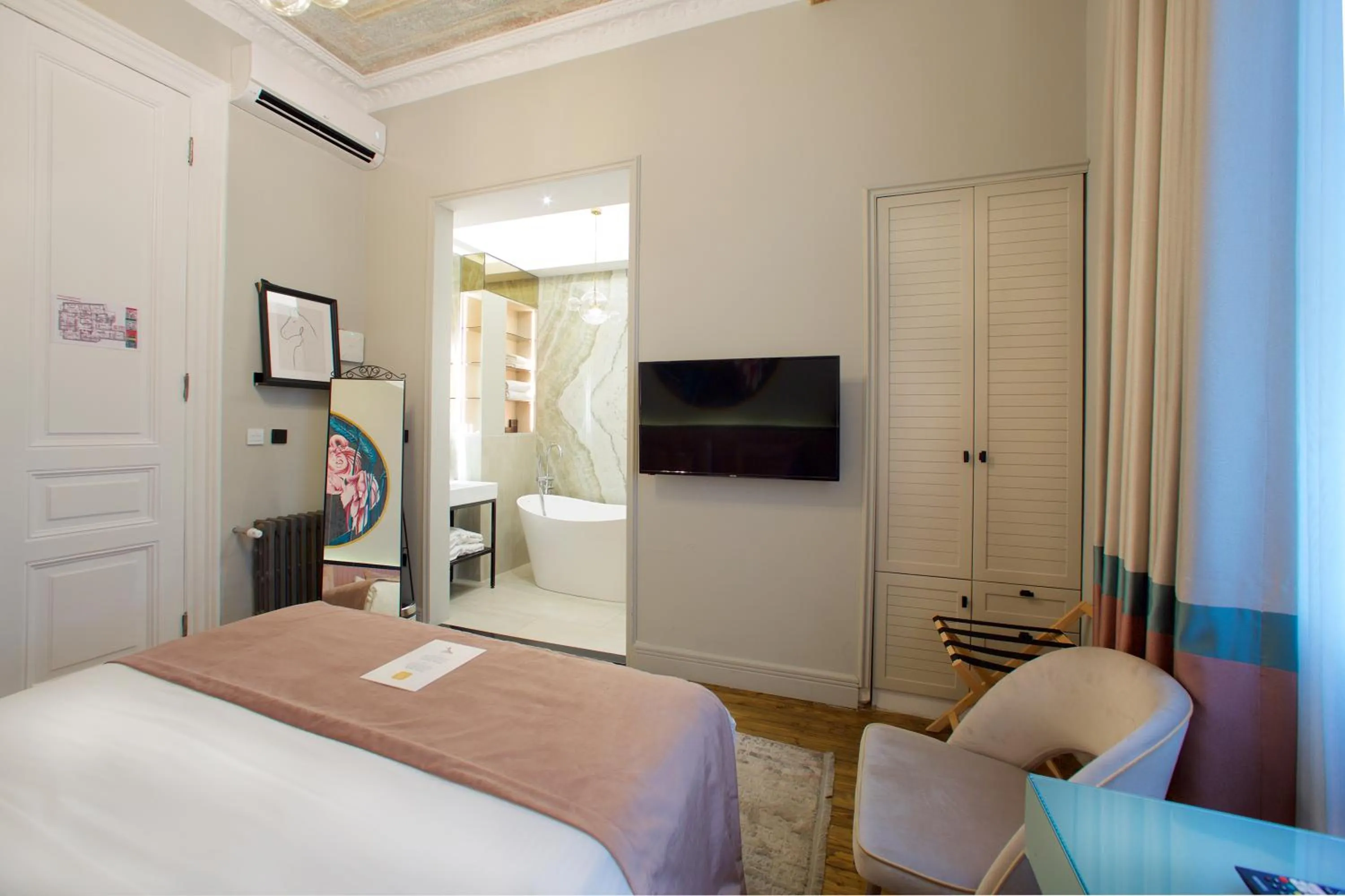 Bed in Ayramin Exclusive Hotel - Special Category