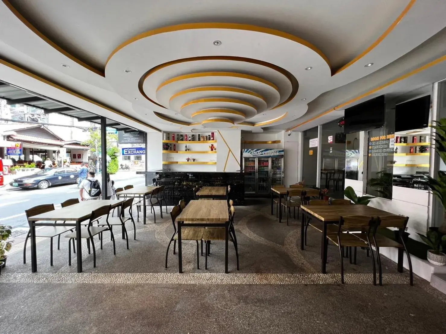 Restaurant/places to eat in Royal Vista Patong Restaurant/places to eat in Royal Vista Patong