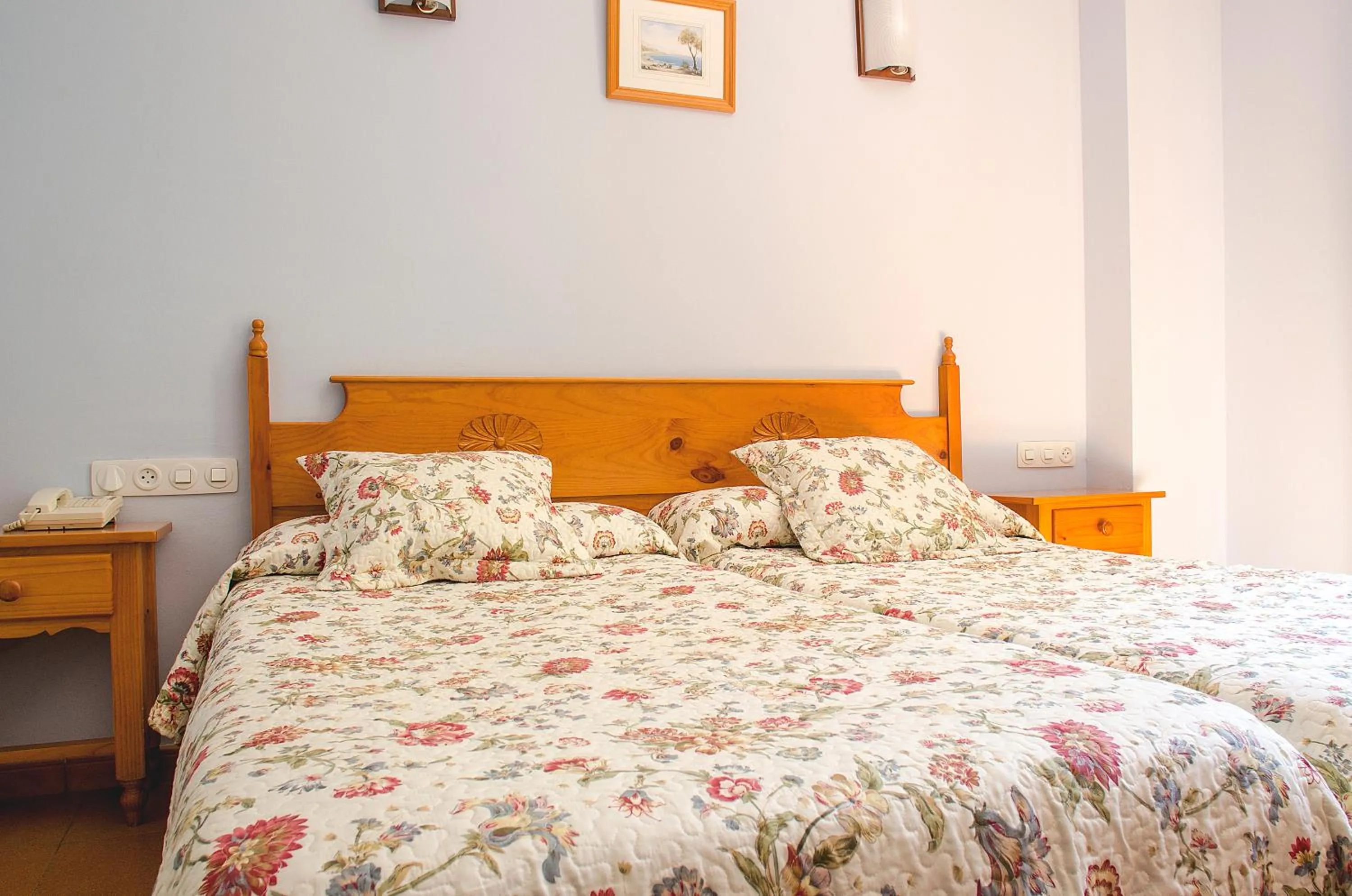 Photo of the whole room, Bed in Arcea Mirador de Cabrales