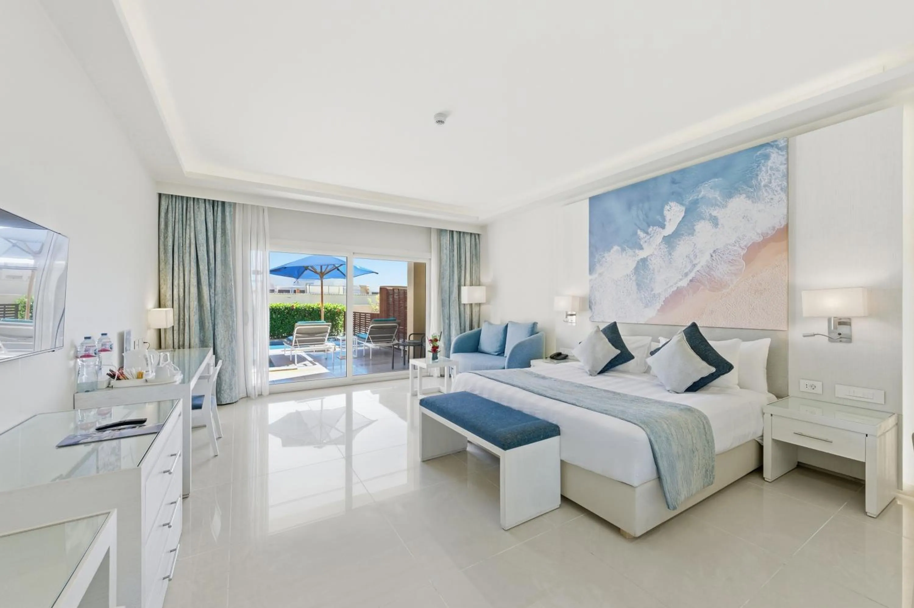 Bedroom in Cleopatra Luxury Resort Sharm - Adults Only 16 years plus