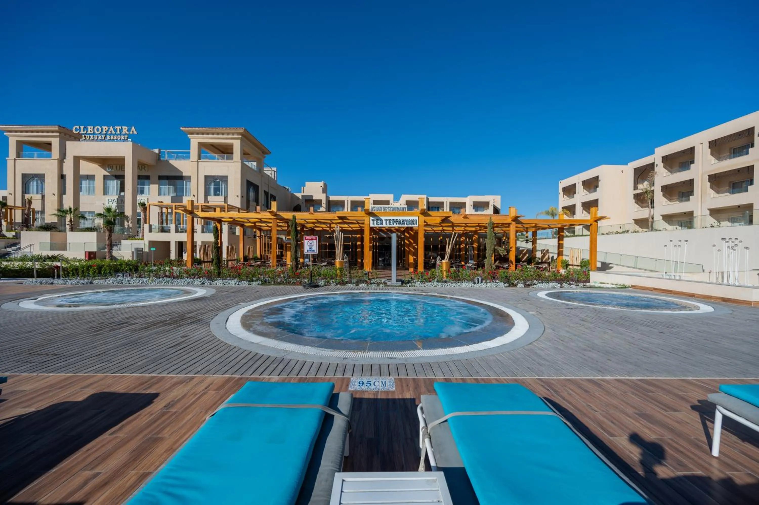 Swimming pool in Cleopatra Luxury Resort Sharm - Adults Only 16 years plus