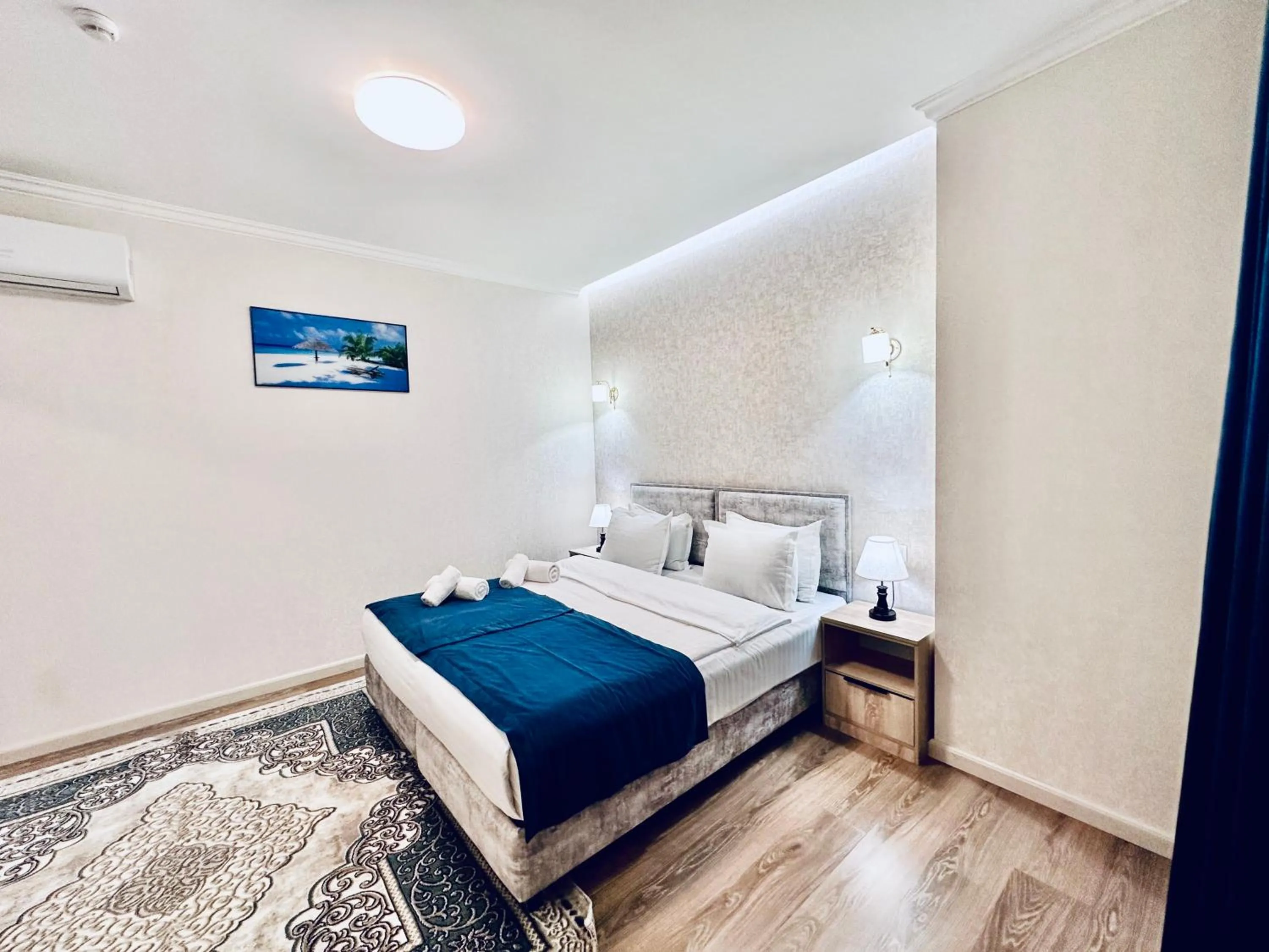 Photo of the whole room, Bed in Novza Palace Hotel