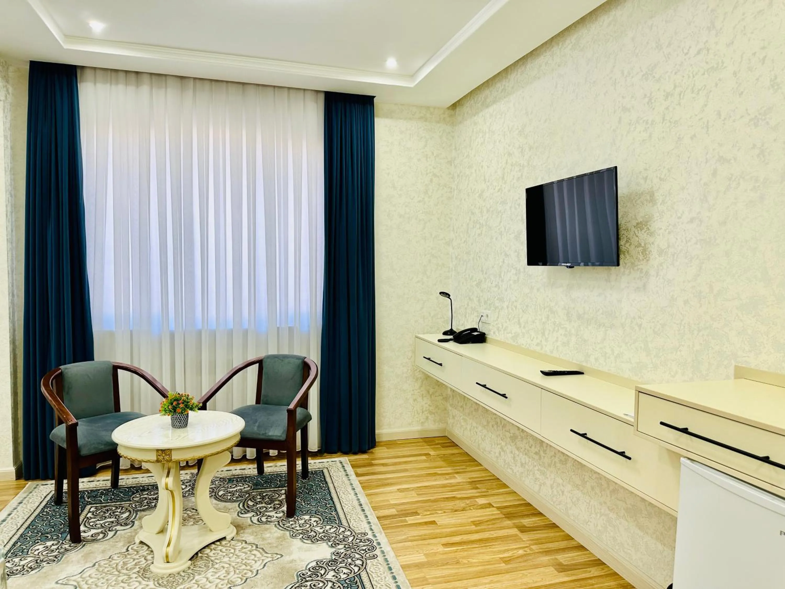 Photo of the whole room in Novza Palace Hotel