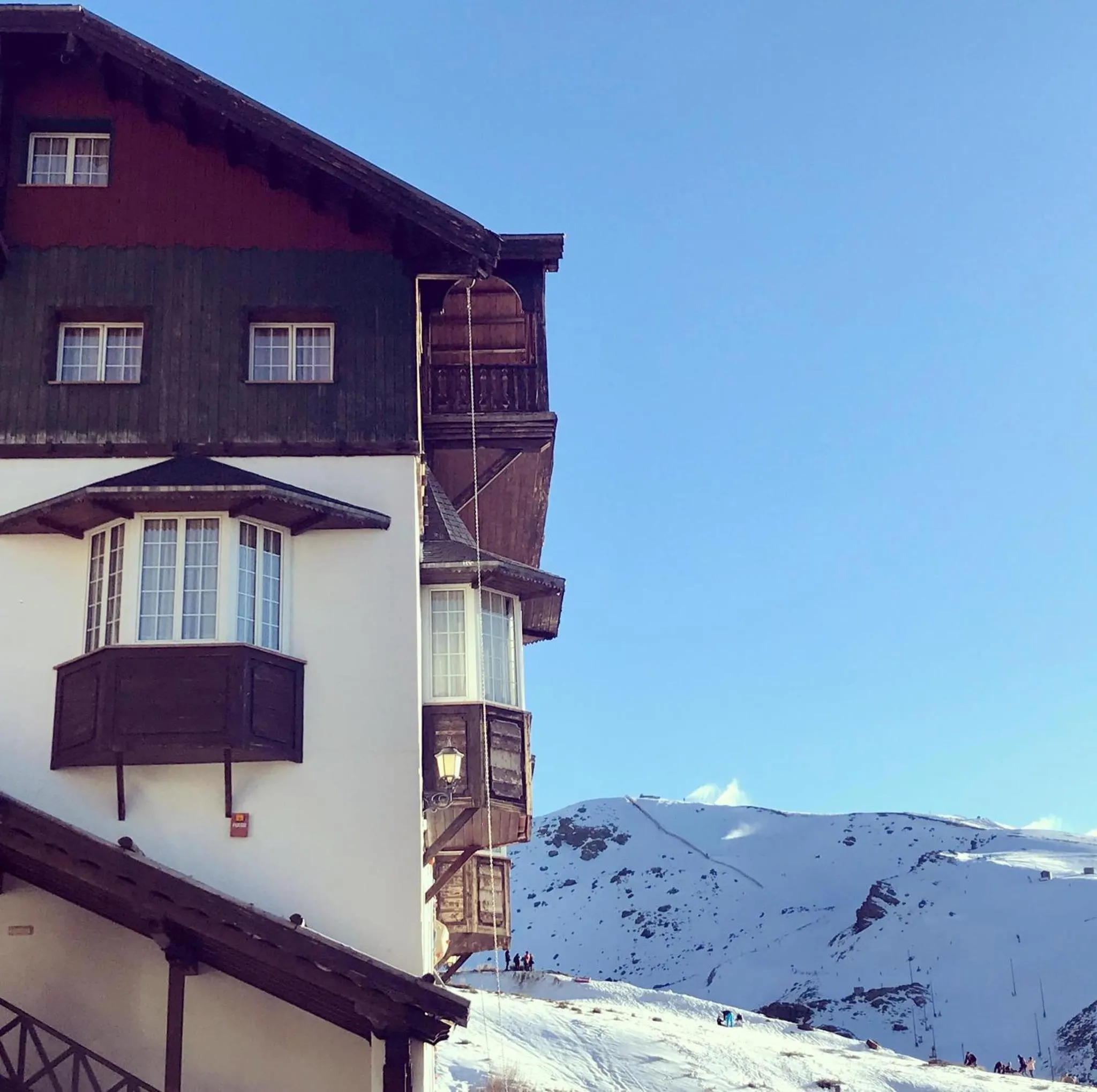 Facade/entrance in Hotel GHM Monachil