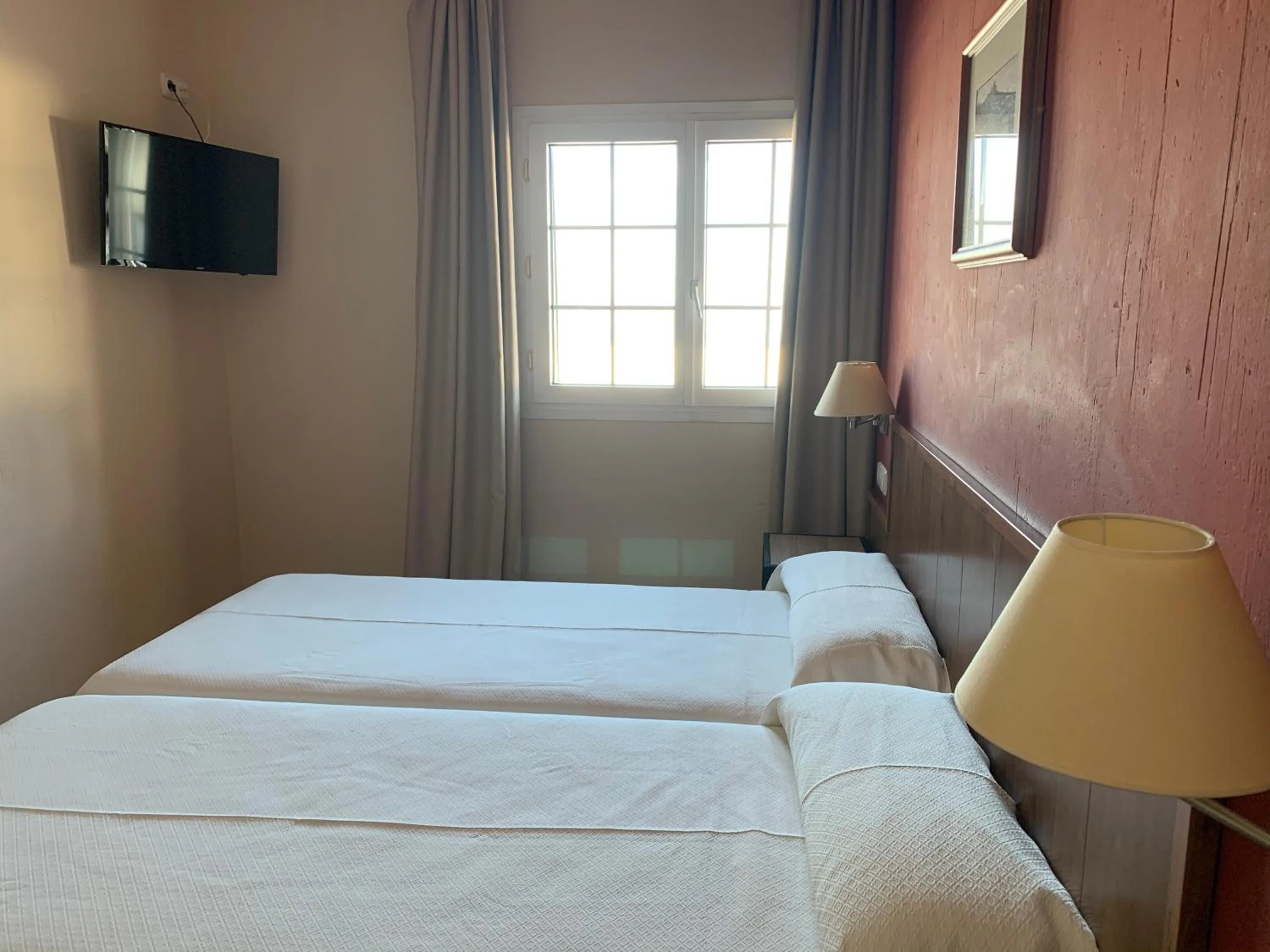 Bed in Hotel GHM Monachil