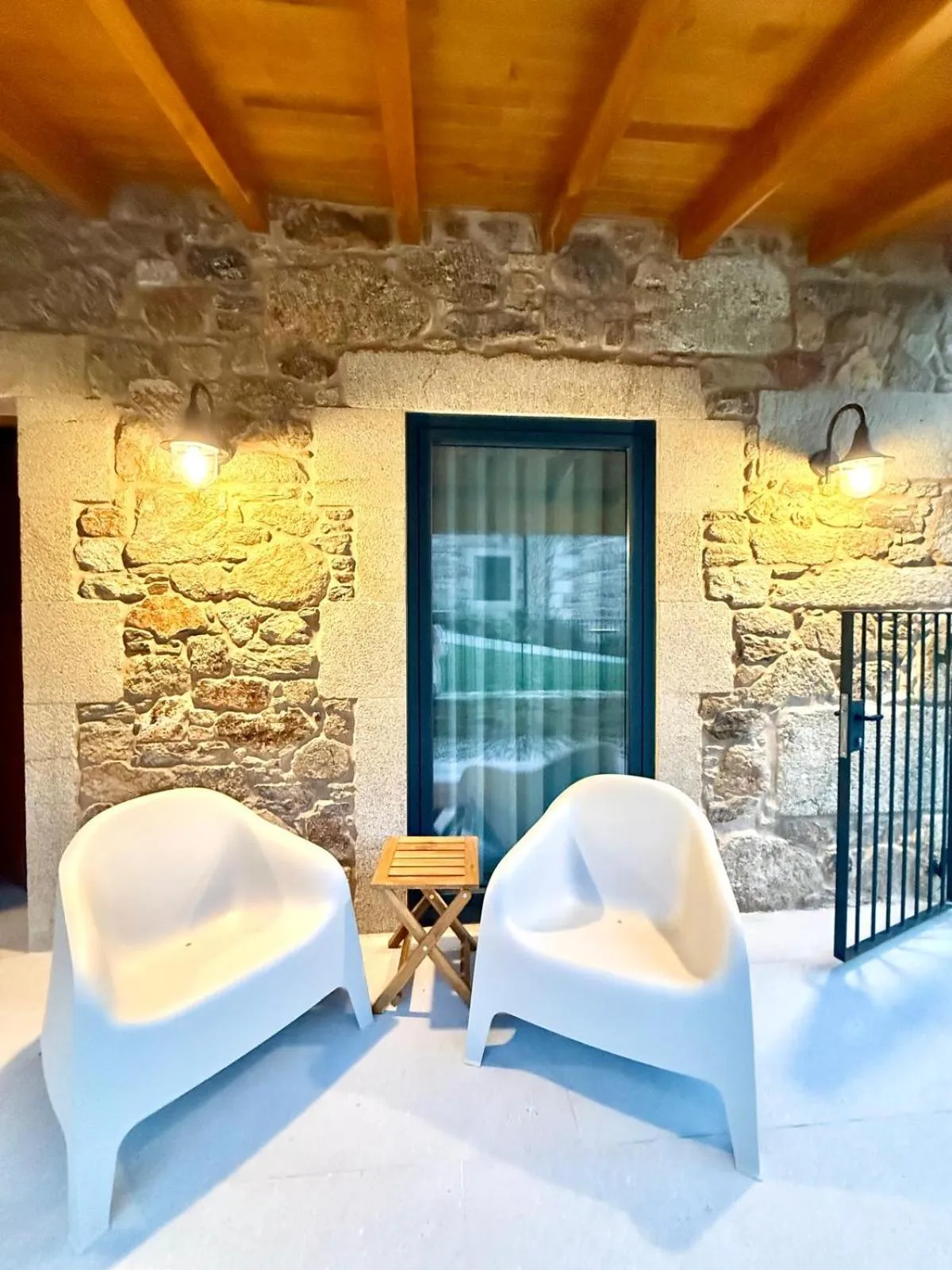 Off site, Bed in Morada Atlántica