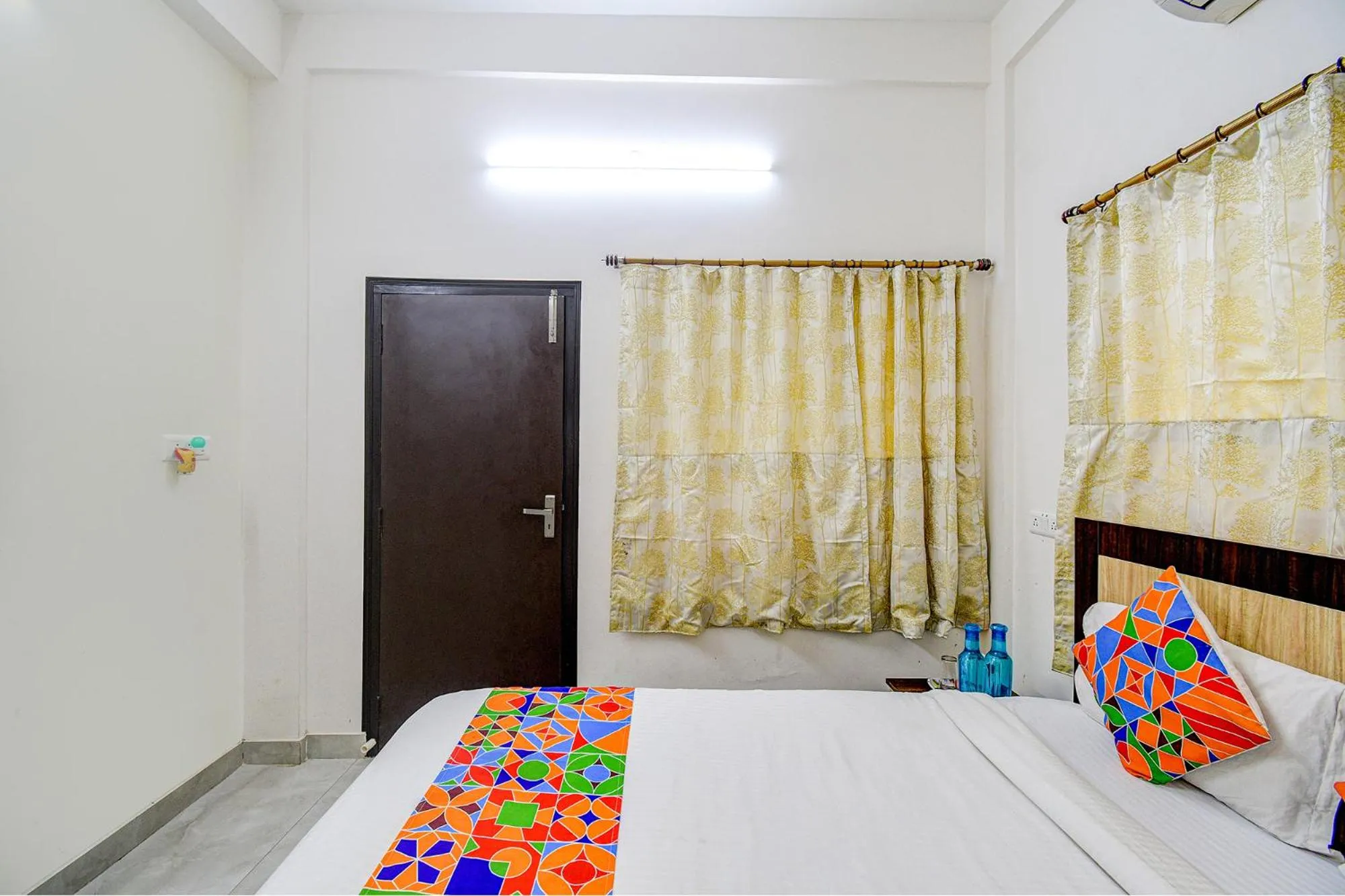 Bed in FabExpress Moon Residency