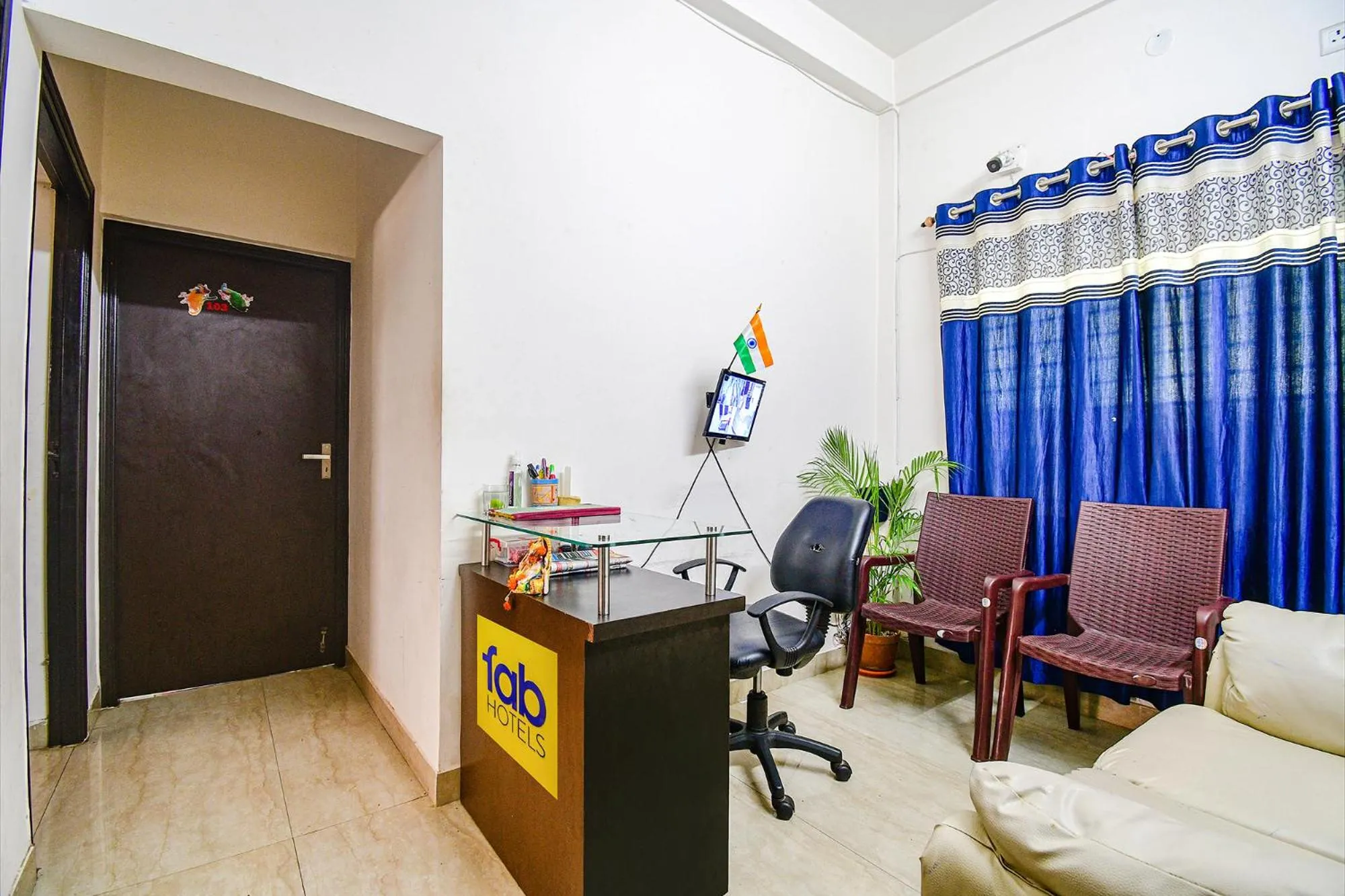 Lobby or reception in FabExpress Moon Residency