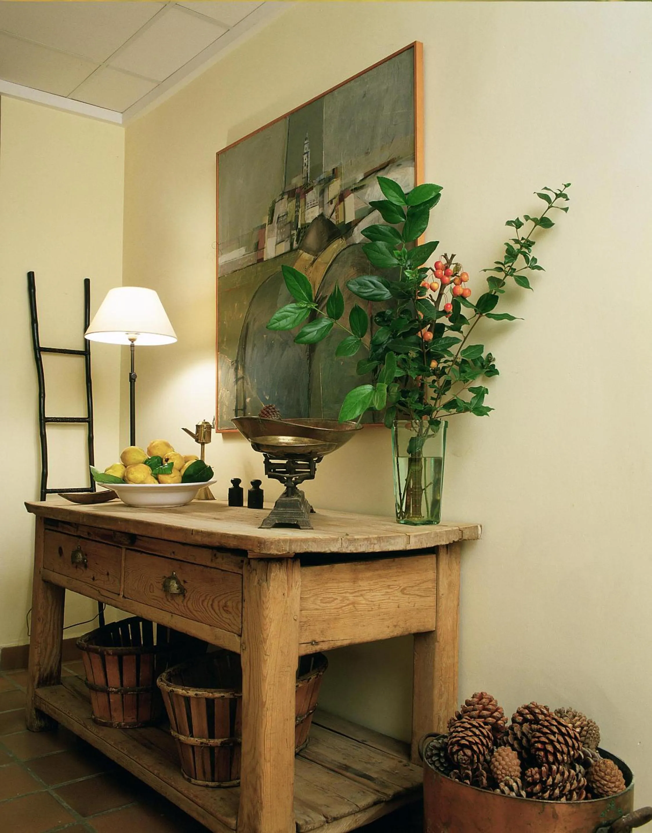 Decorative detail in Hotel L'Estació