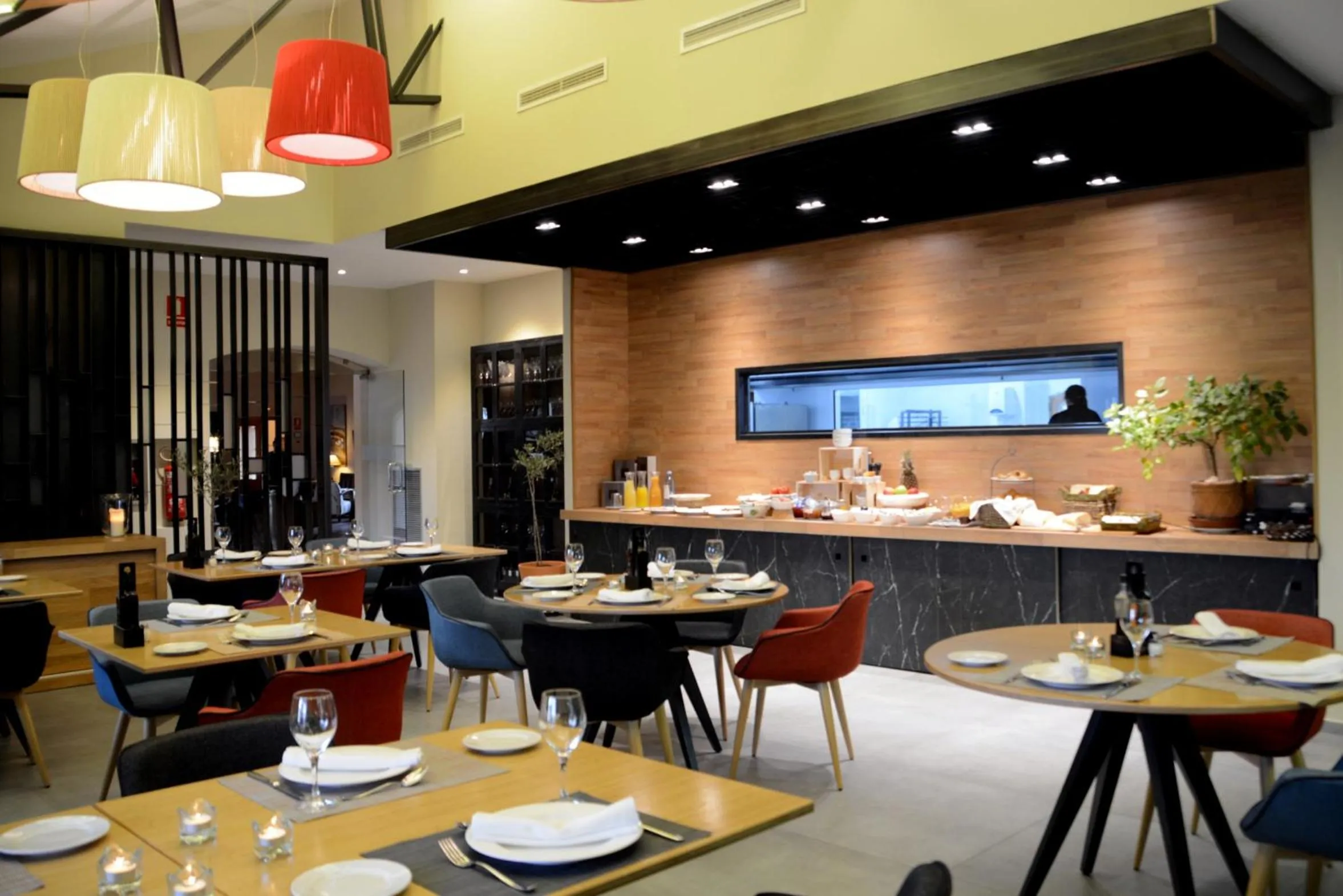 Restaurant/places to eat in Hotel L'Estació