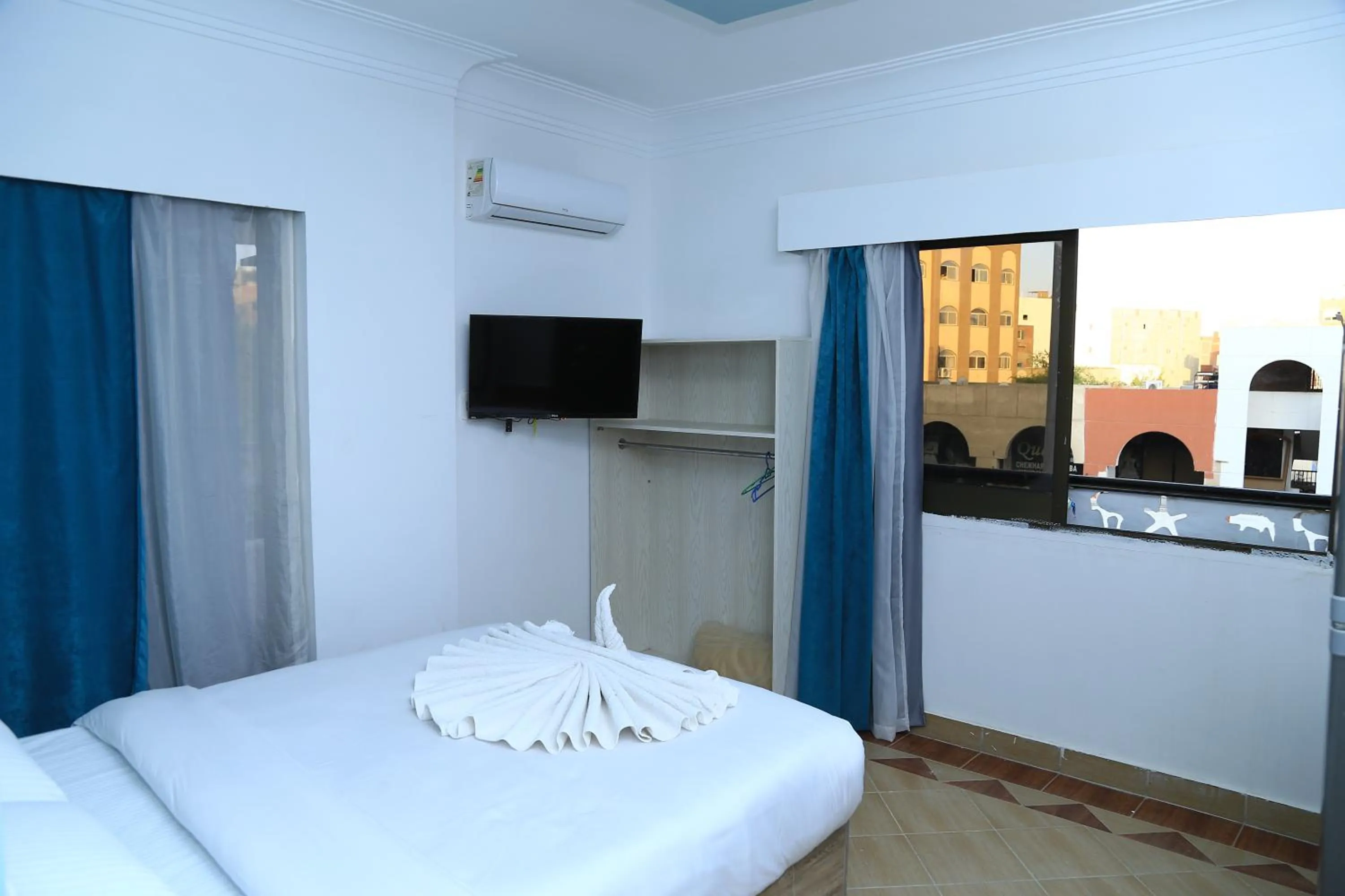 Photo of the whole room, Bed in Lamera Hotel