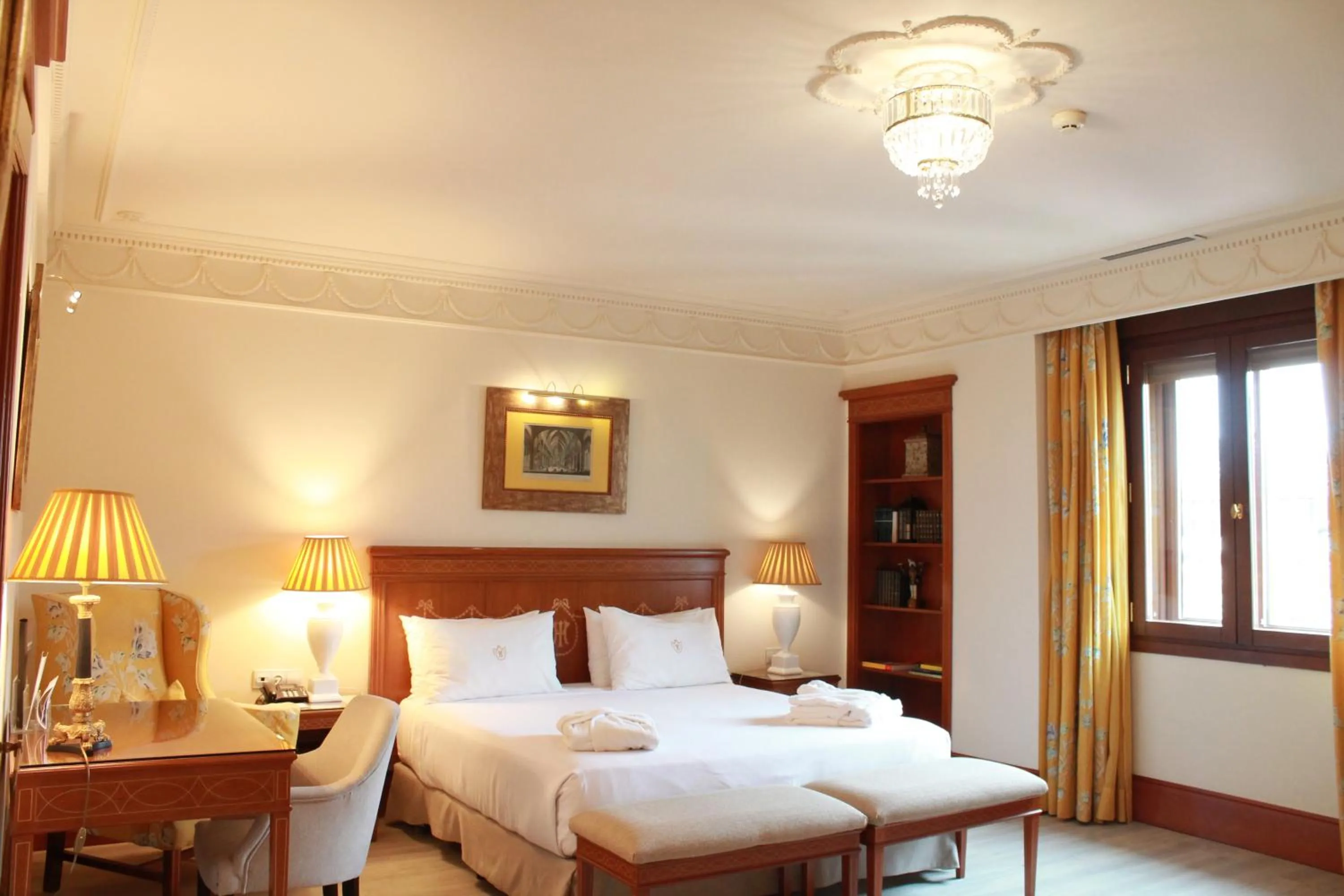 Bed in Hotel Inglaterra