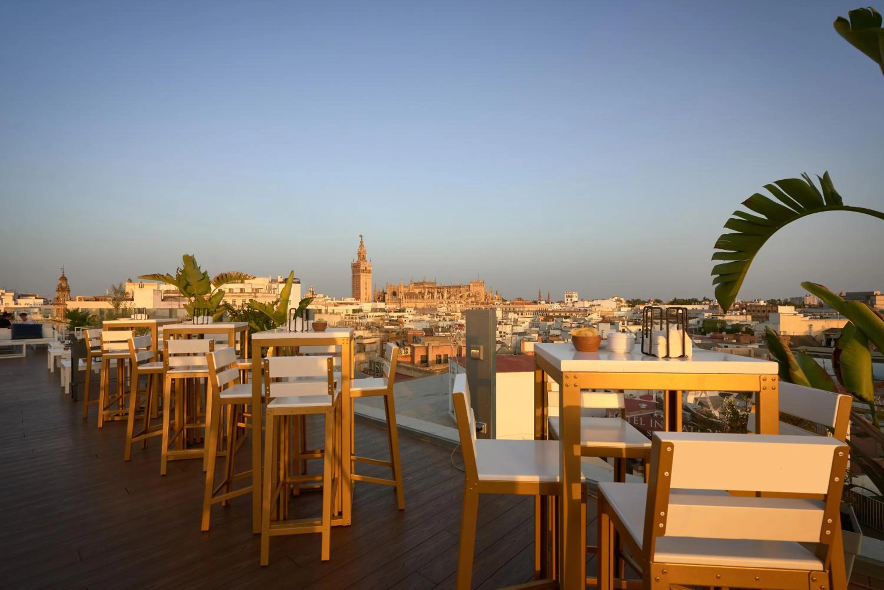 Lounge or bar in Hotel Inglaterra