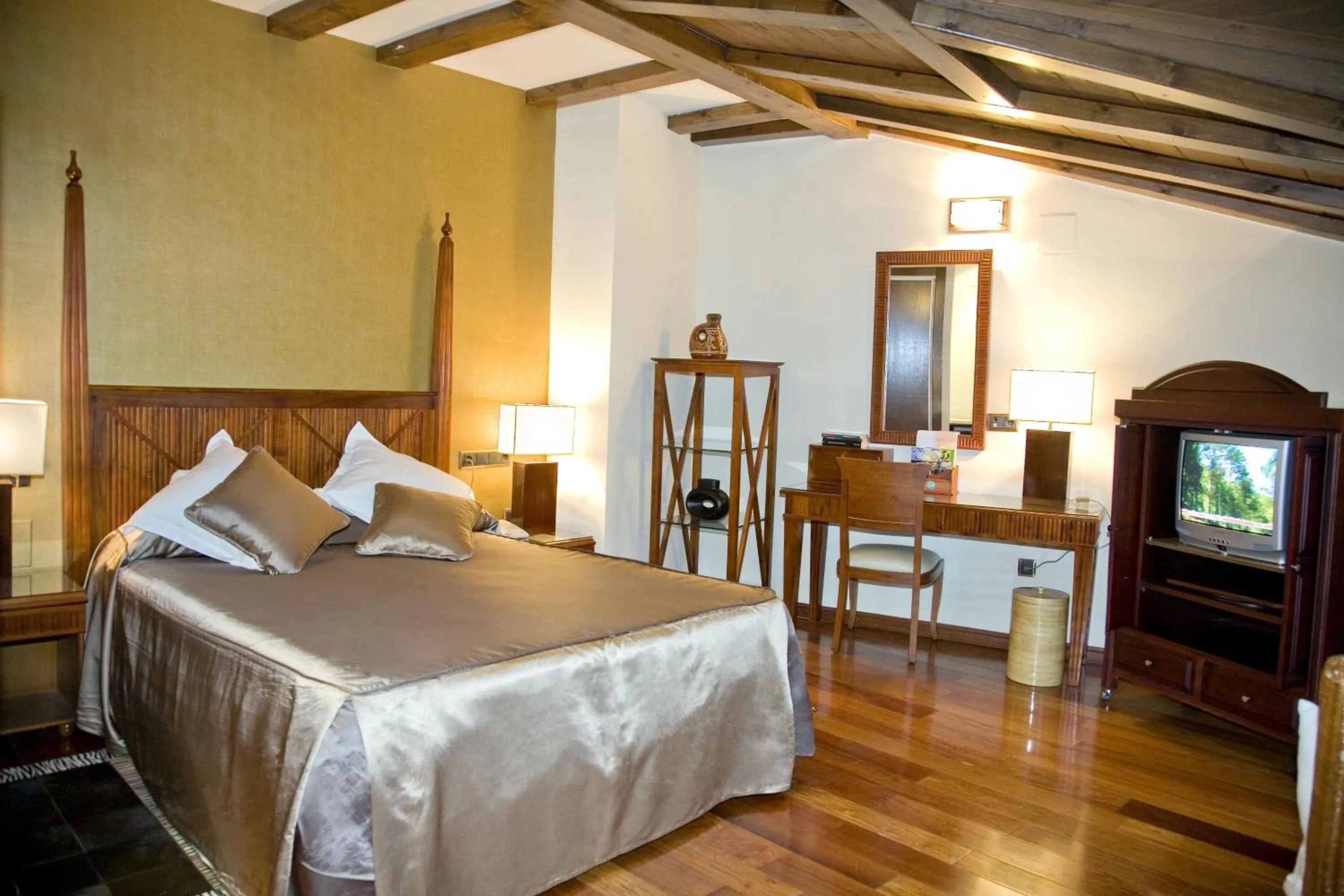 Bed in Hotel & Spa Sierra de Cazorla 4*