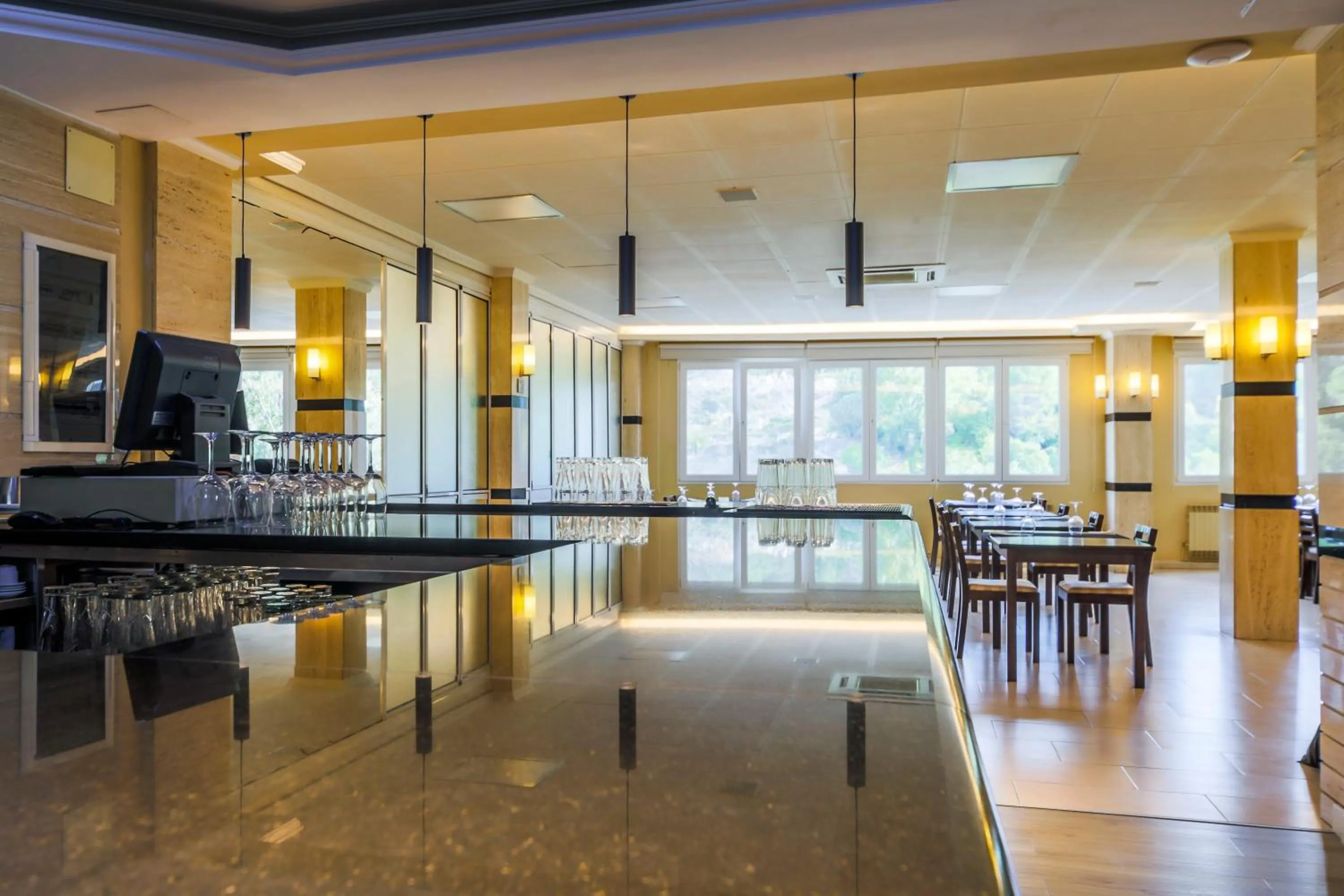 Restaurant/places to eat in Hotel Rosaleda del Mijares