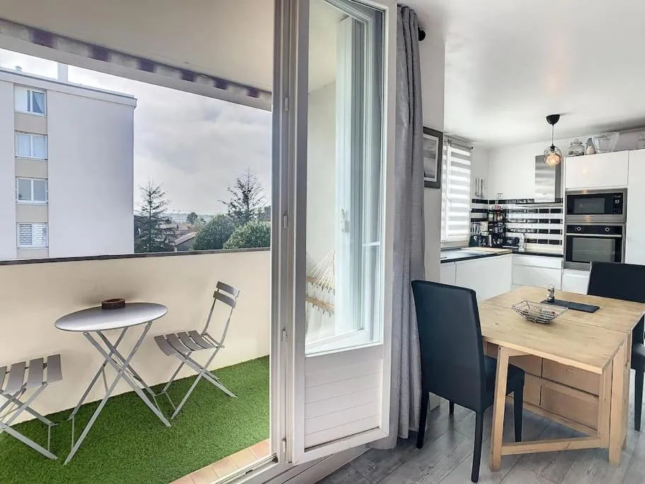 Appart Crystal Lyon Caluire et parkings