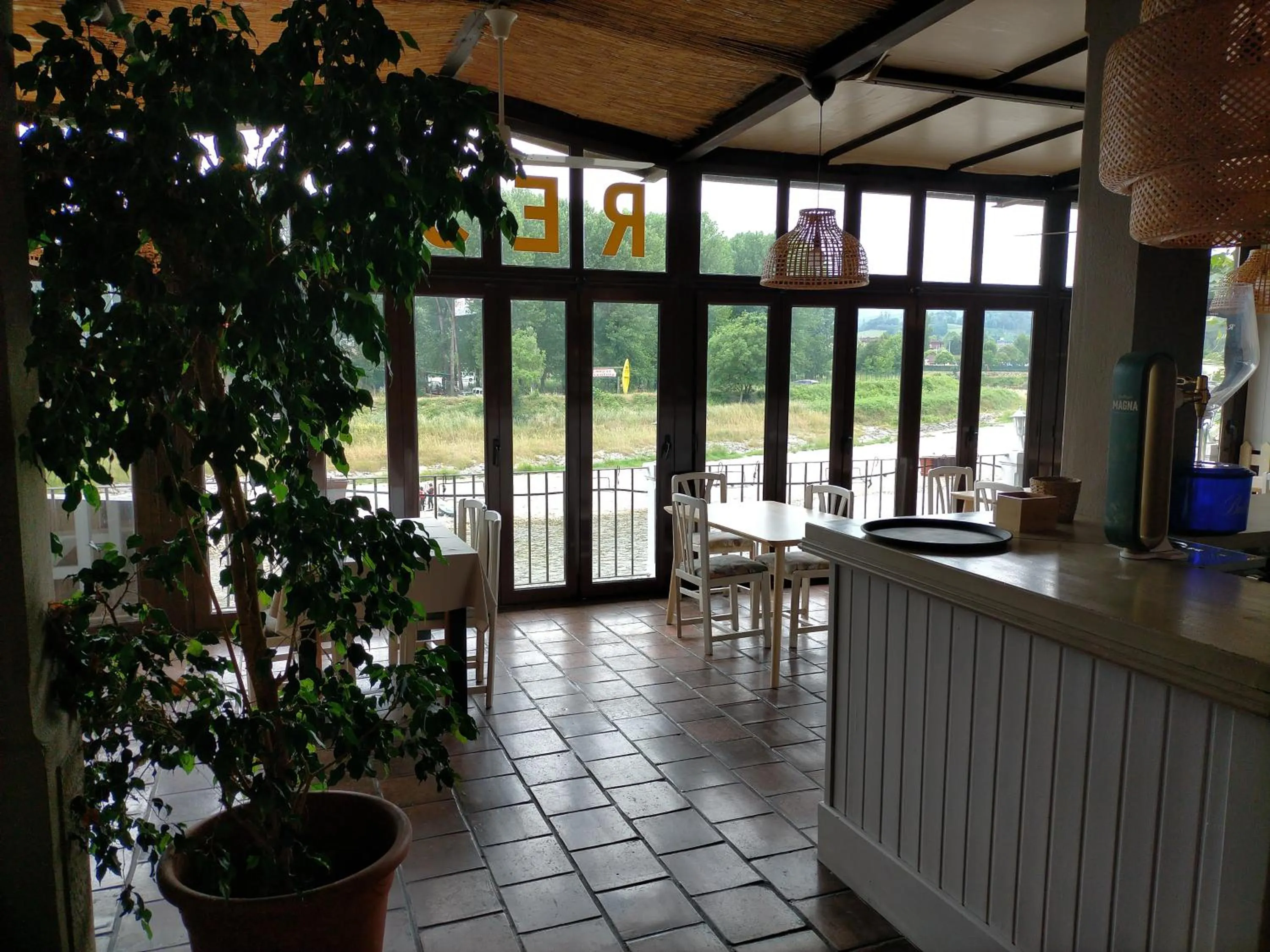 Restaurant/places to eat in Hotel Casona del Sella