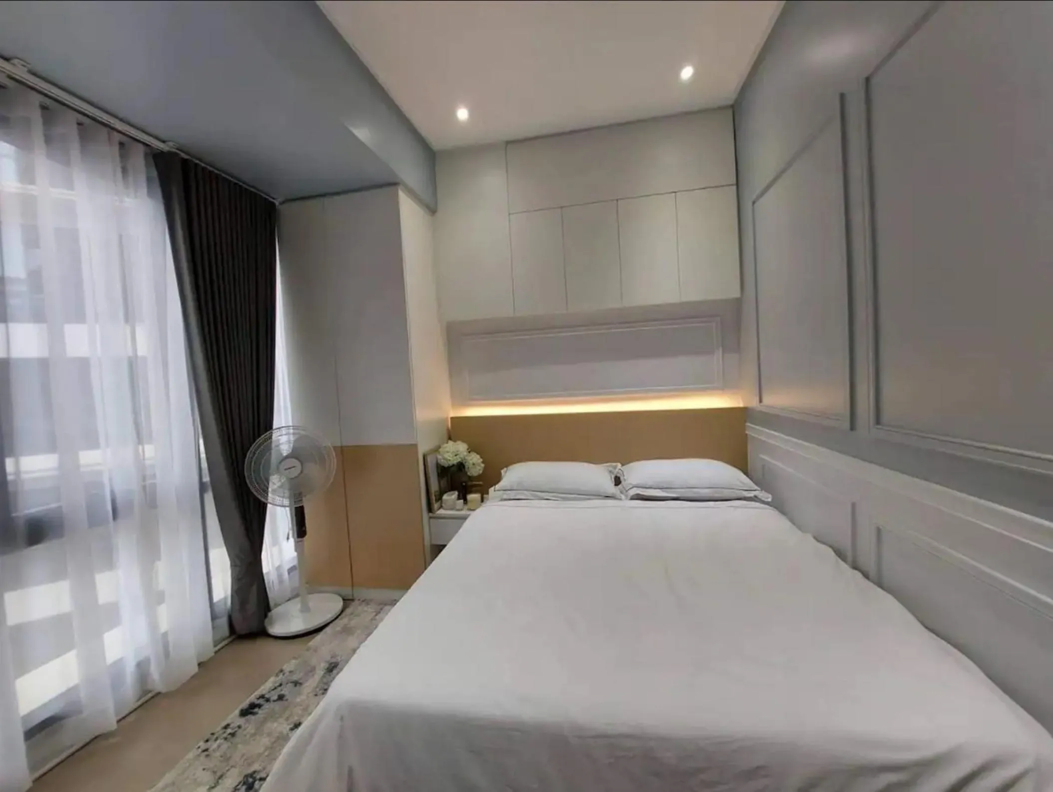 Bedroom, Bed in The Florence at McKinley Hill