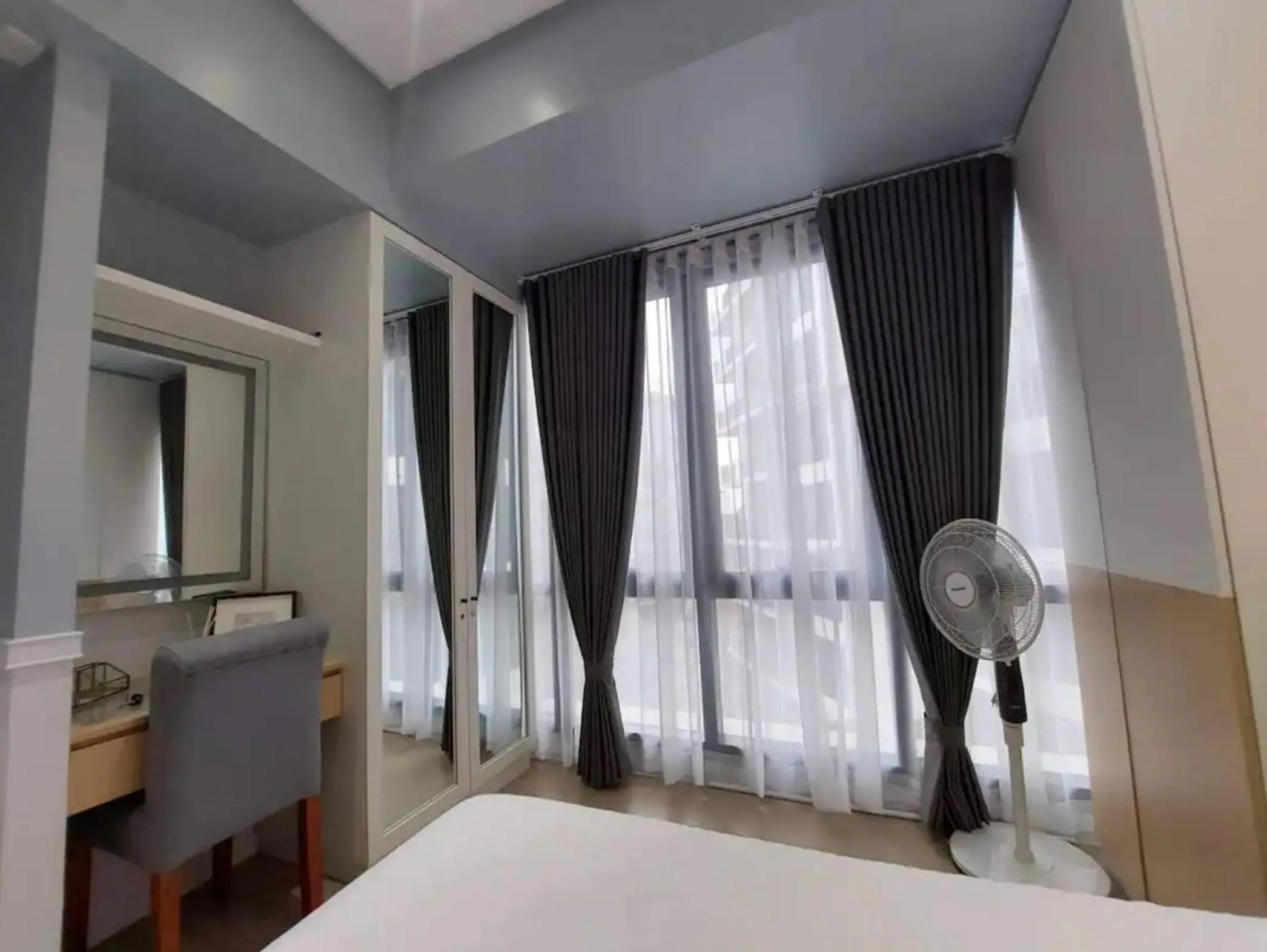 Bedroom, Bed in The Florence at McKinley Hill