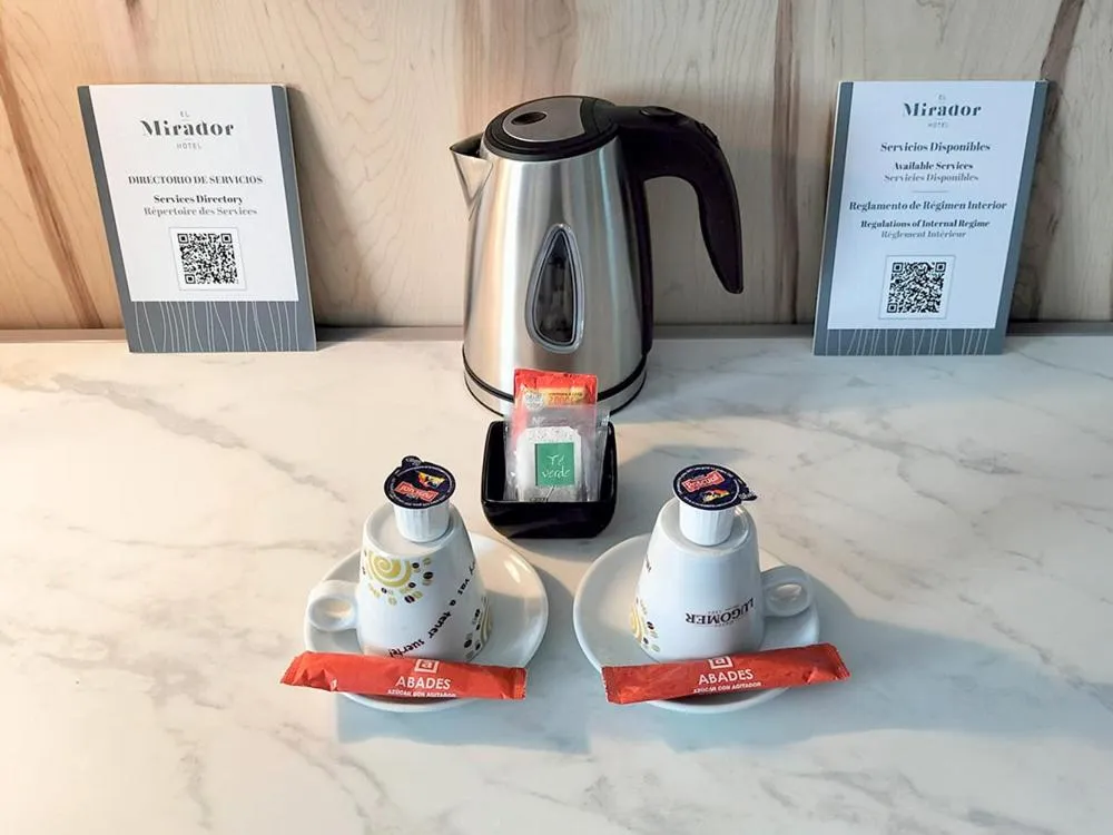 Coffee/tea facilities in Hotel El Mirador